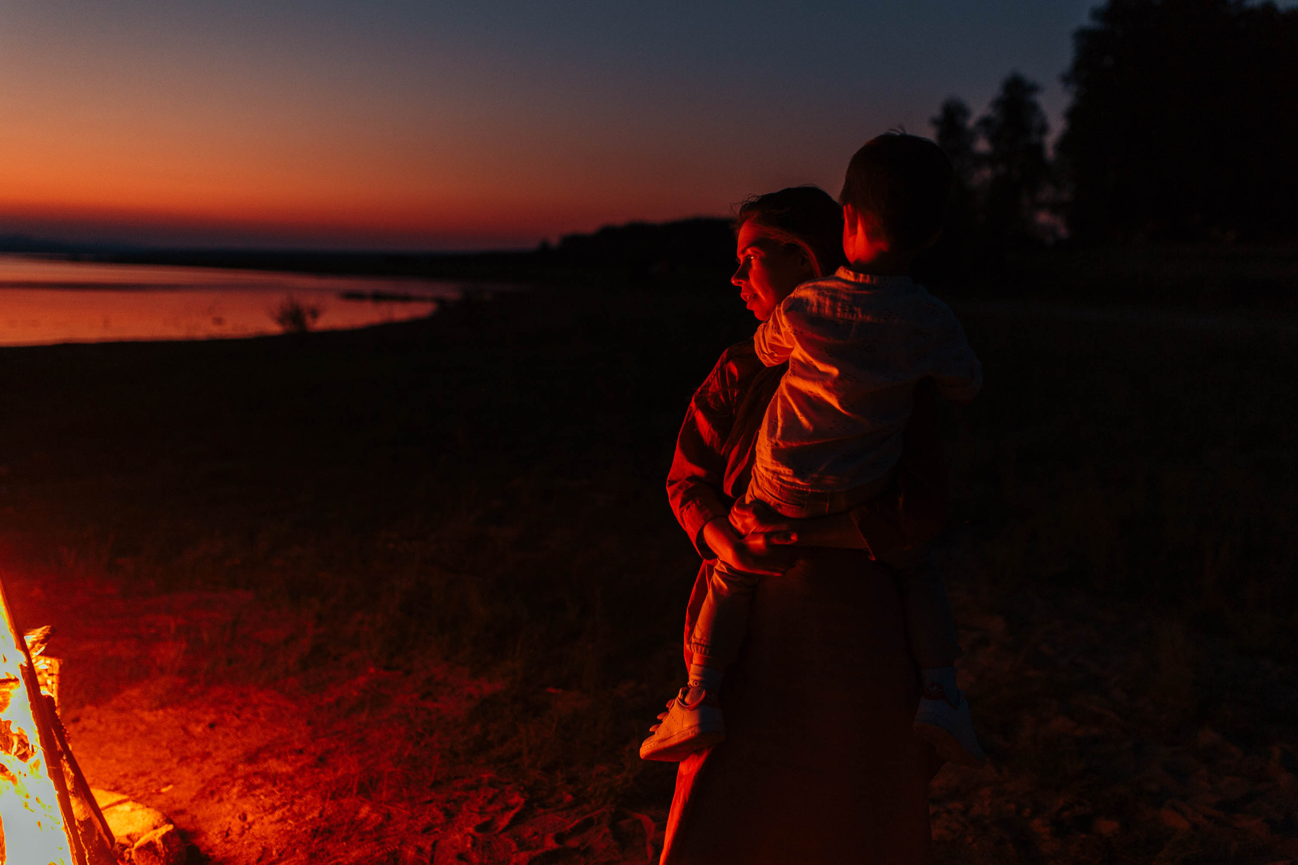 Закат у озера. Семейный фотограф в Москве. Дарья Долгих