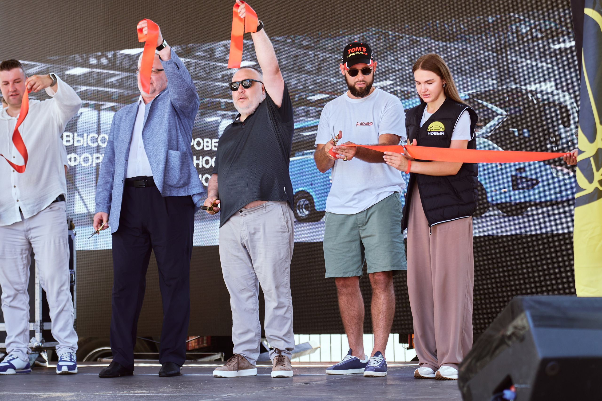 «Auto-салон 2025». Фотограф во Владивостоке