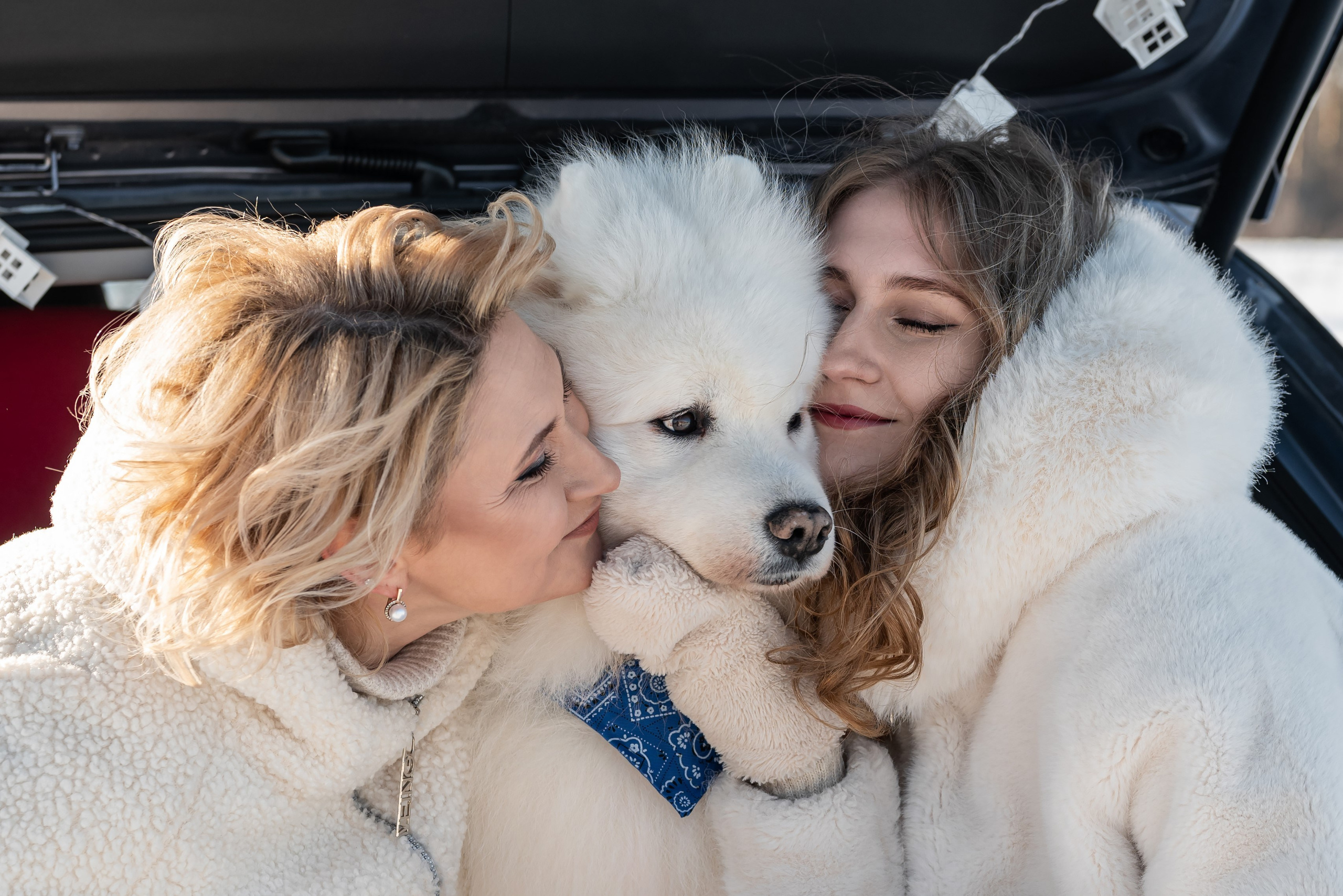 Фотопроект с Платоном и машиной на улице. Фотограф в городе Салават