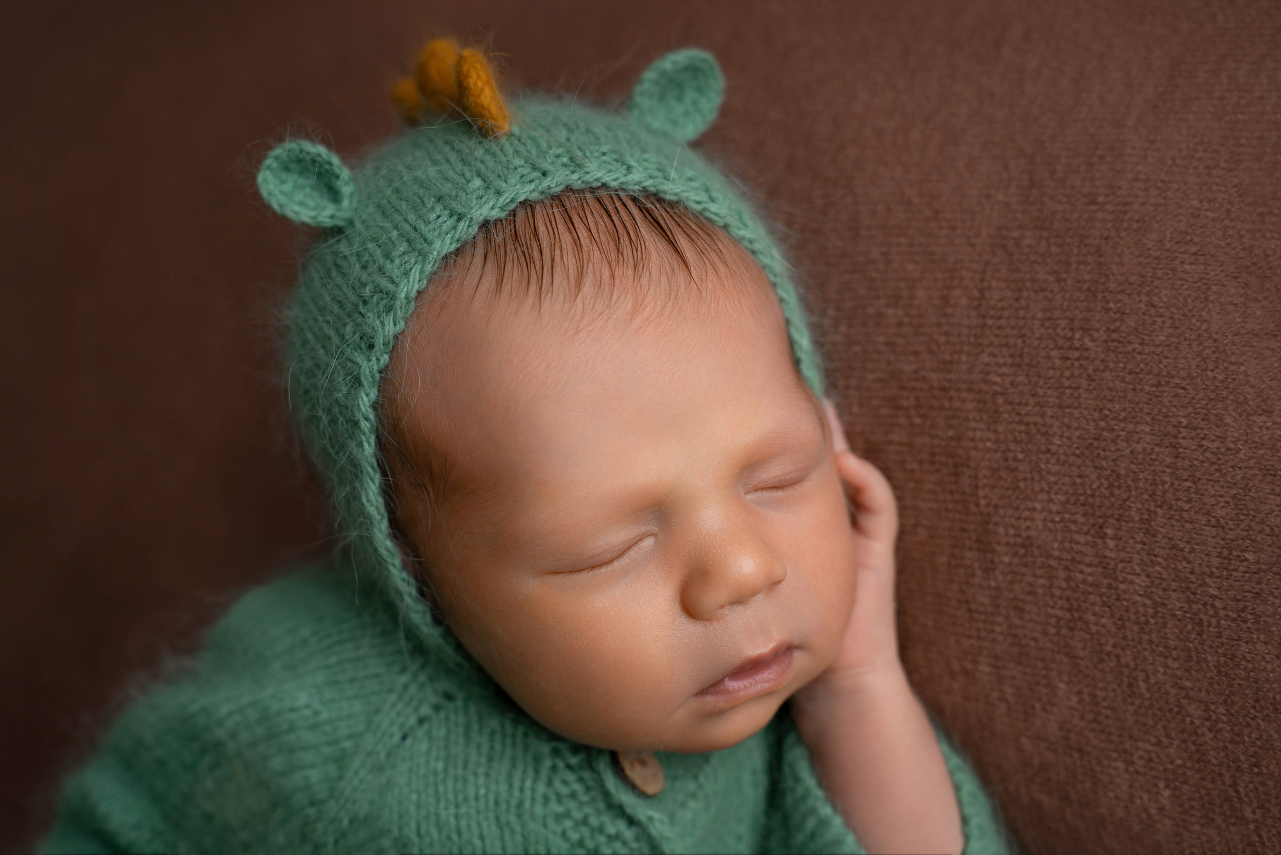 Ньюборн. Фотограф новорожденных Оренбург и свадебный фотограф Оренбург