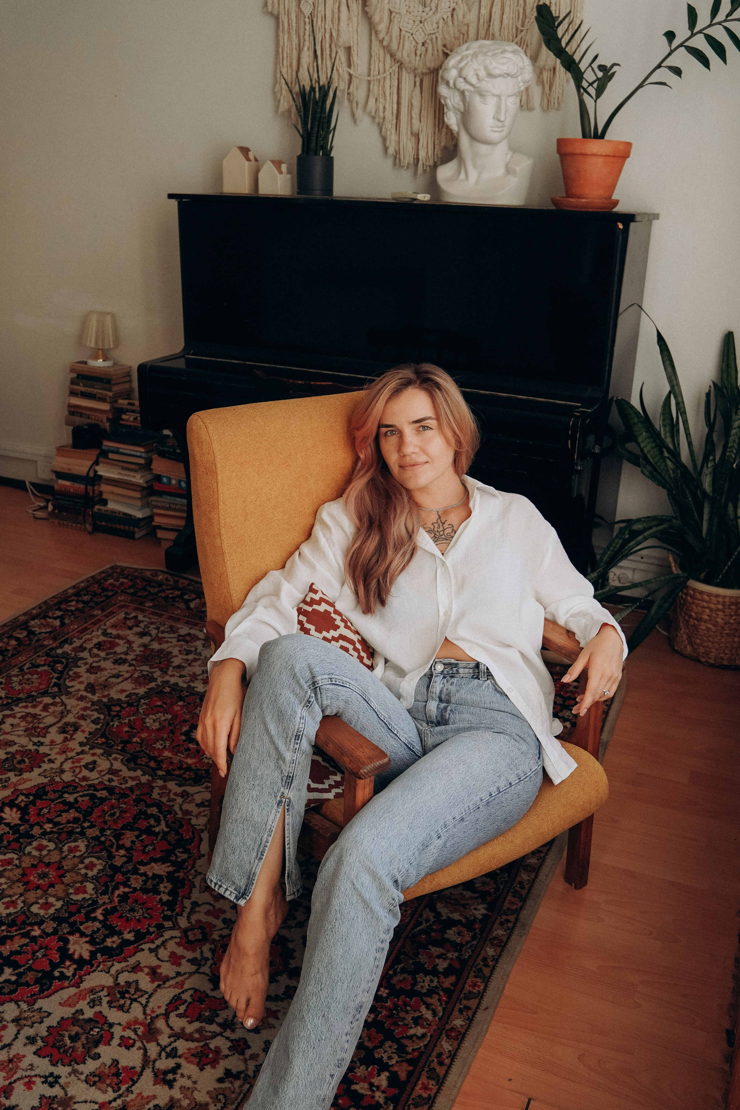 Zhenya. Olga Antipova — photographer