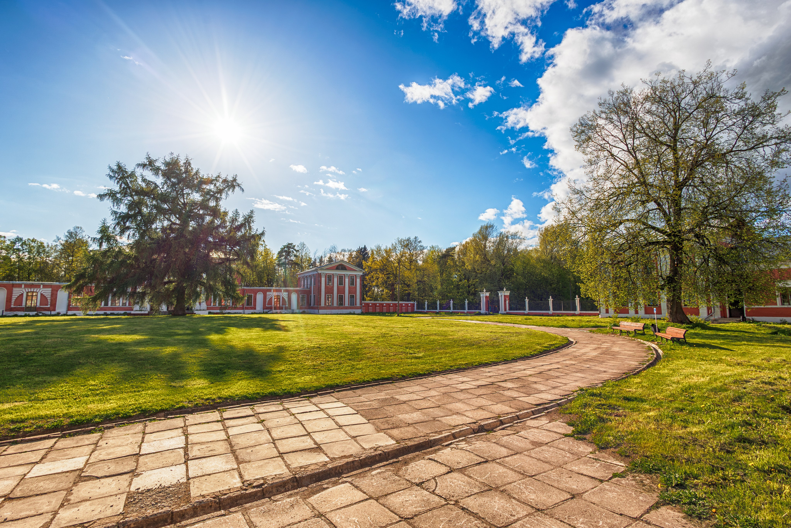 Тайны Яропольца: Усадьба Гончаровых и следы Пушкина. 1000 куполов России, фотопроект Вадима Квятковского и Надежды Ельцовой