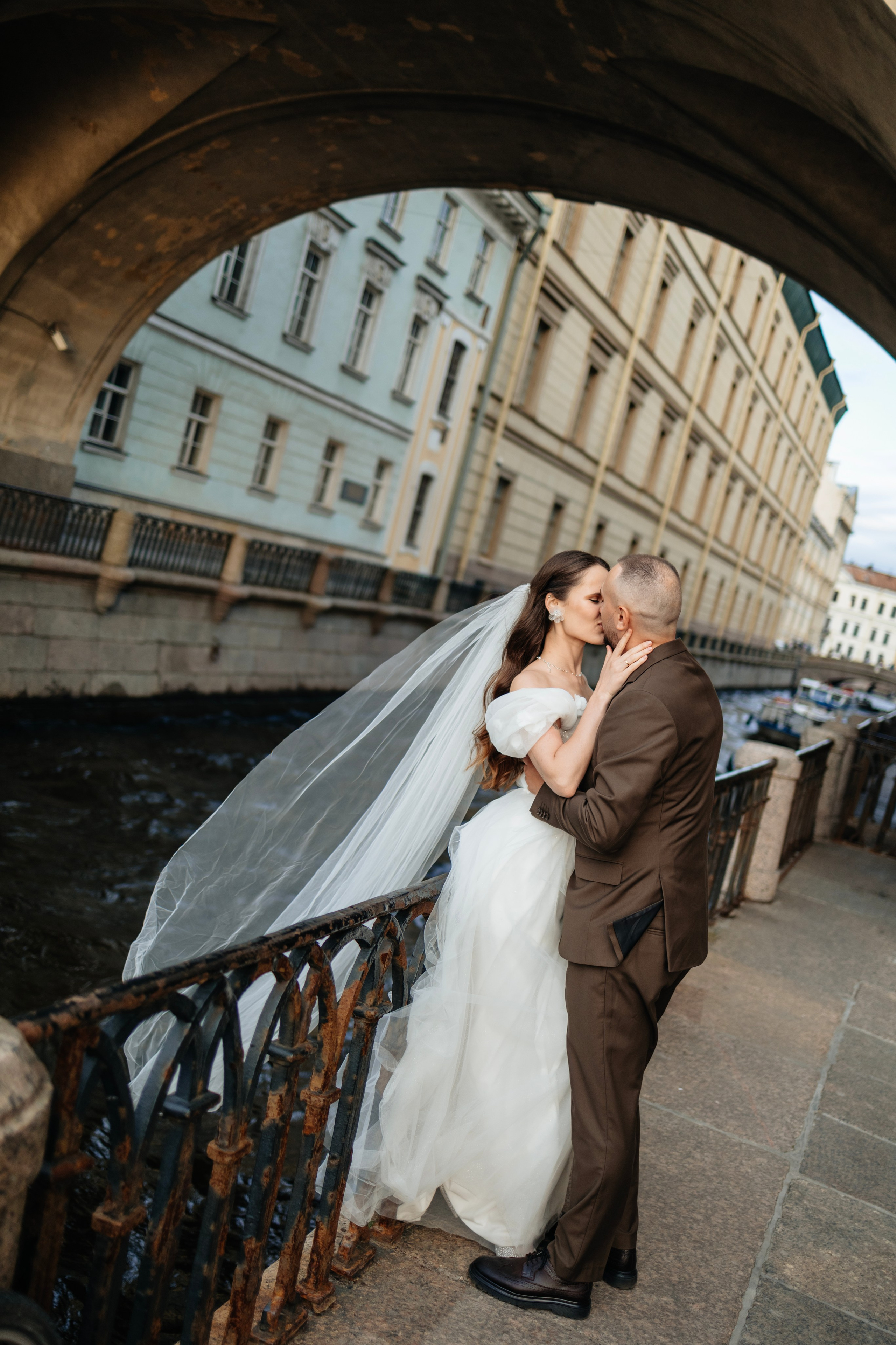 Руслан и Виолетта — Исаакий, Зимняя канавка. Боженова Елена фотограф Санкт-Петербург