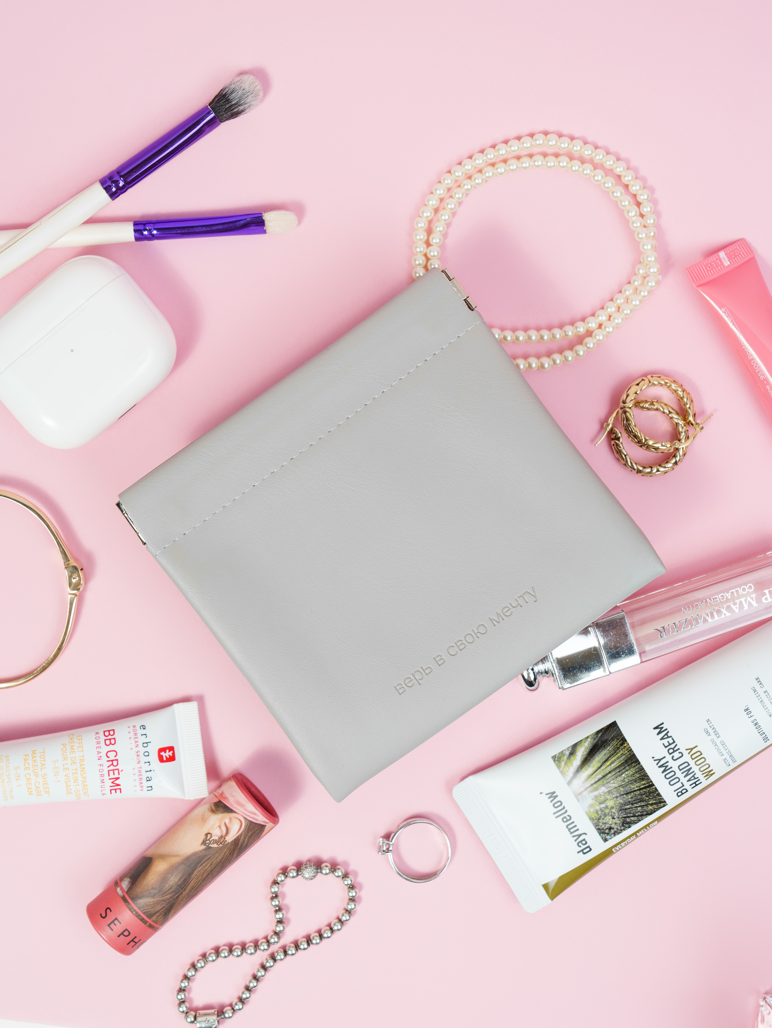 Косметички для WB. Портретный и Контент фотограф Григорий Семенов (Grifon) в Ижевске