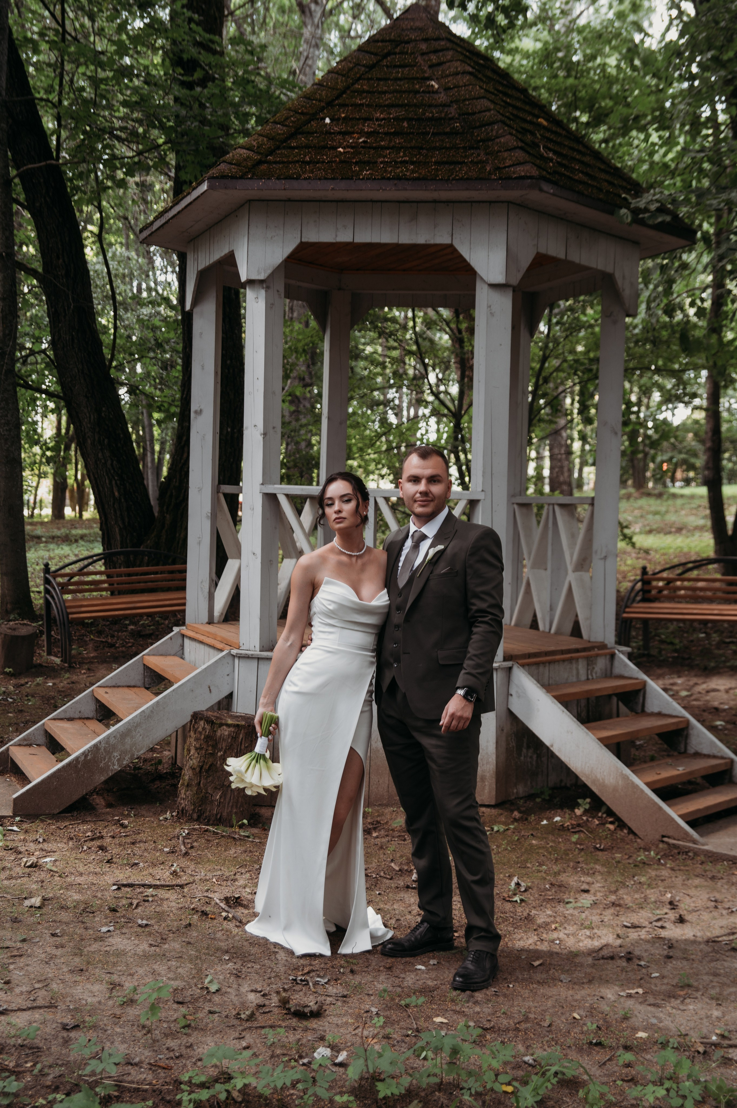 Галерея со свадьбы в Твери, красивая пара в Домотканово. Свадебный фотограф в Твери, Москве и Санкт-Петербурге Денисова Екатерина