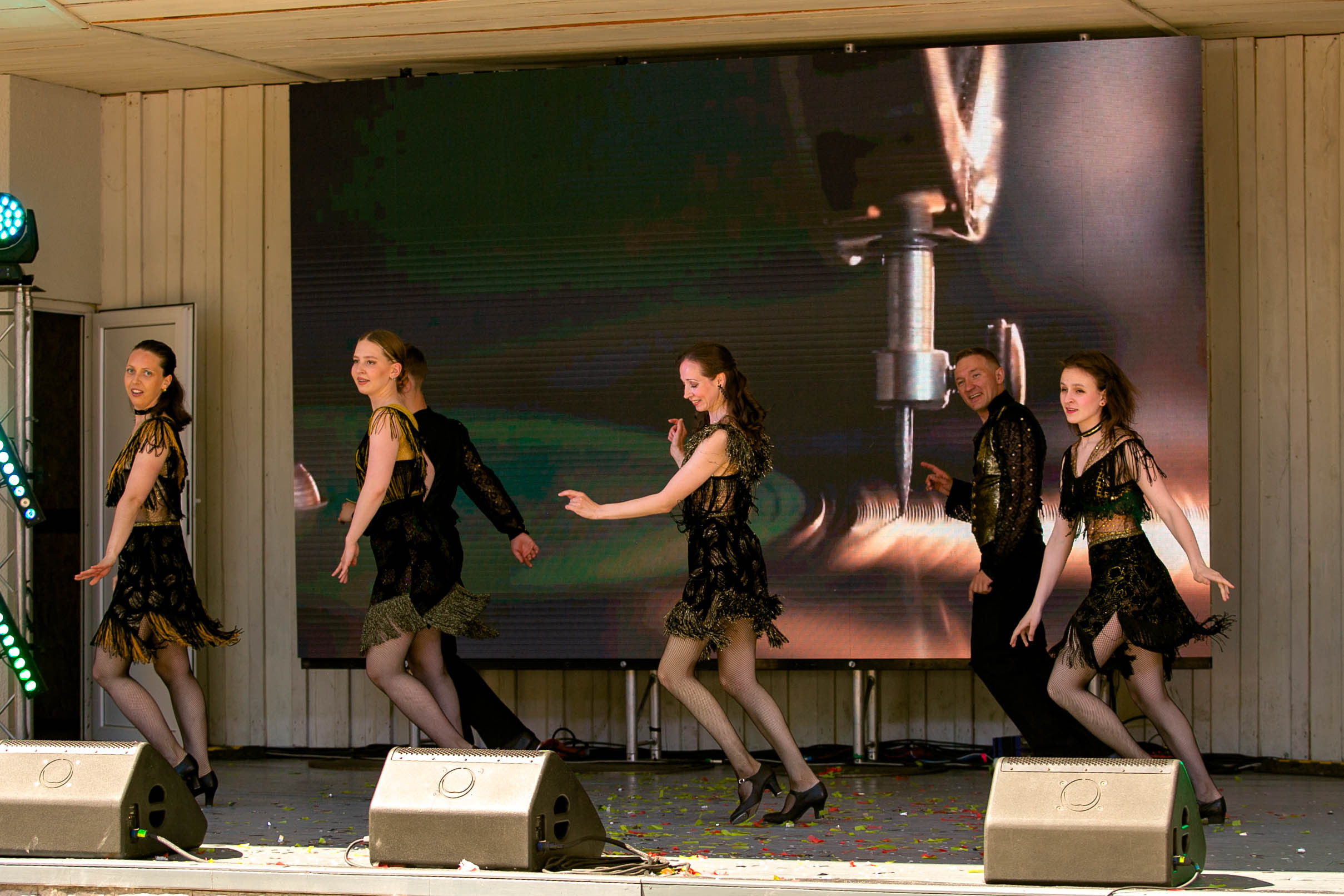 День поселка Песочный. Главная