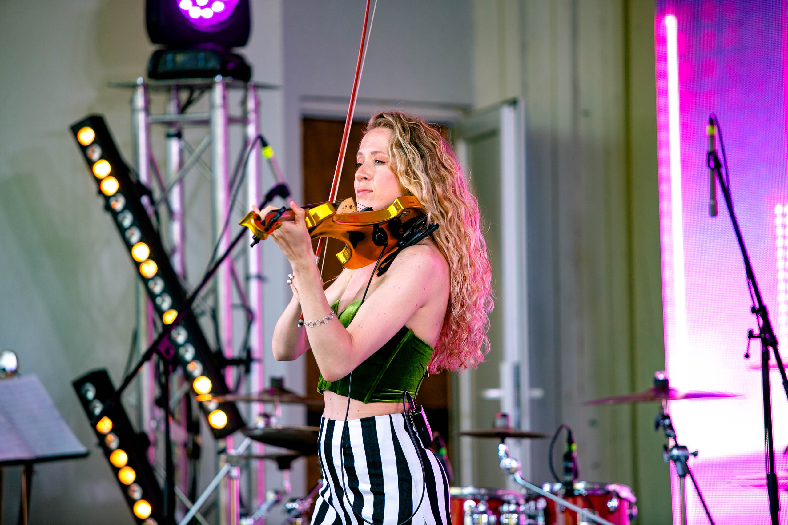 День поселка Песочный. Главная