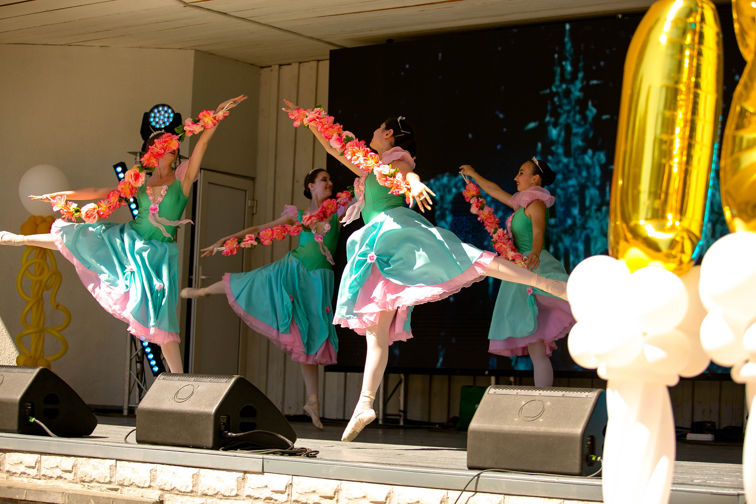 День поселка Песочный. Главная