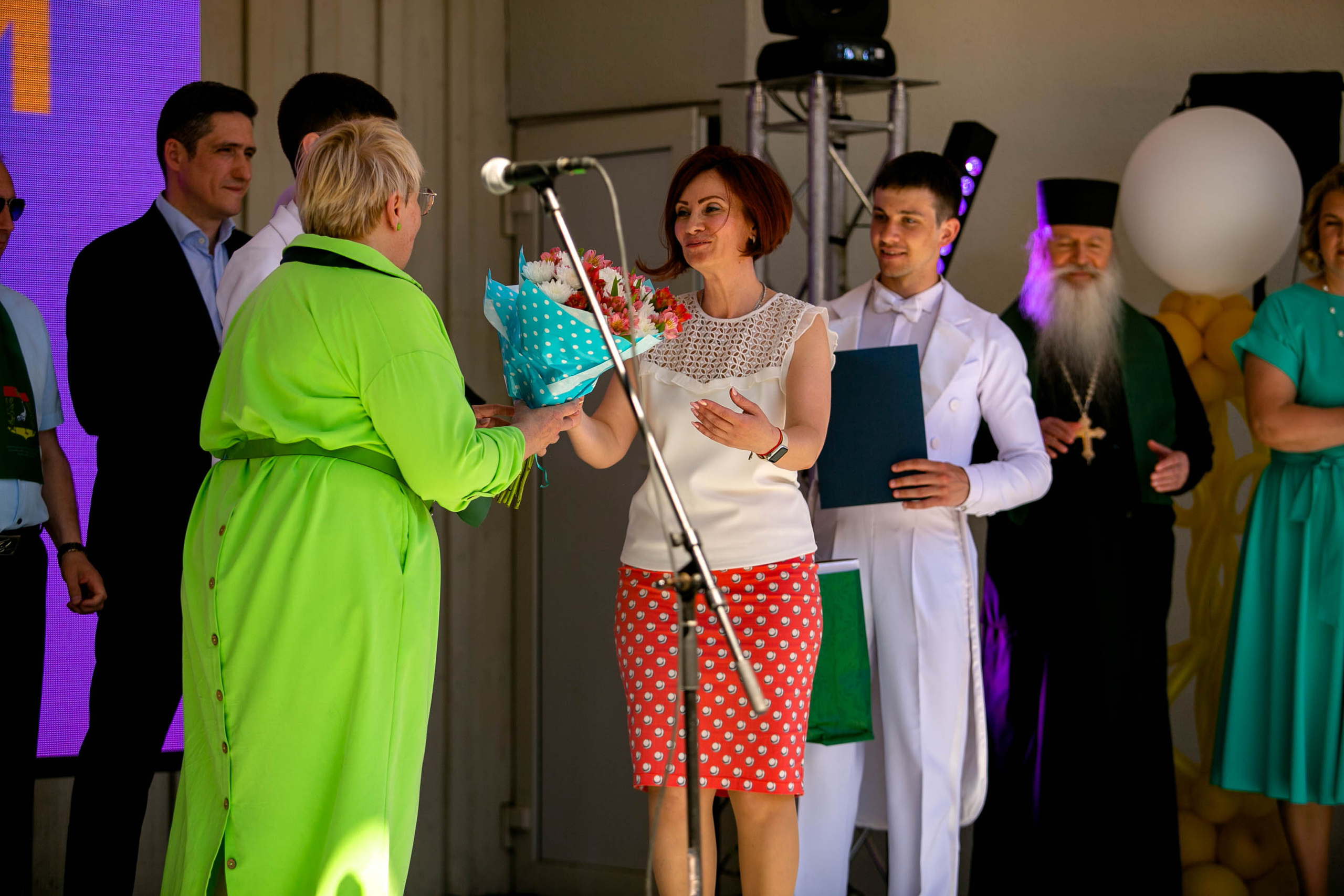 День поселка Песочный. Главная