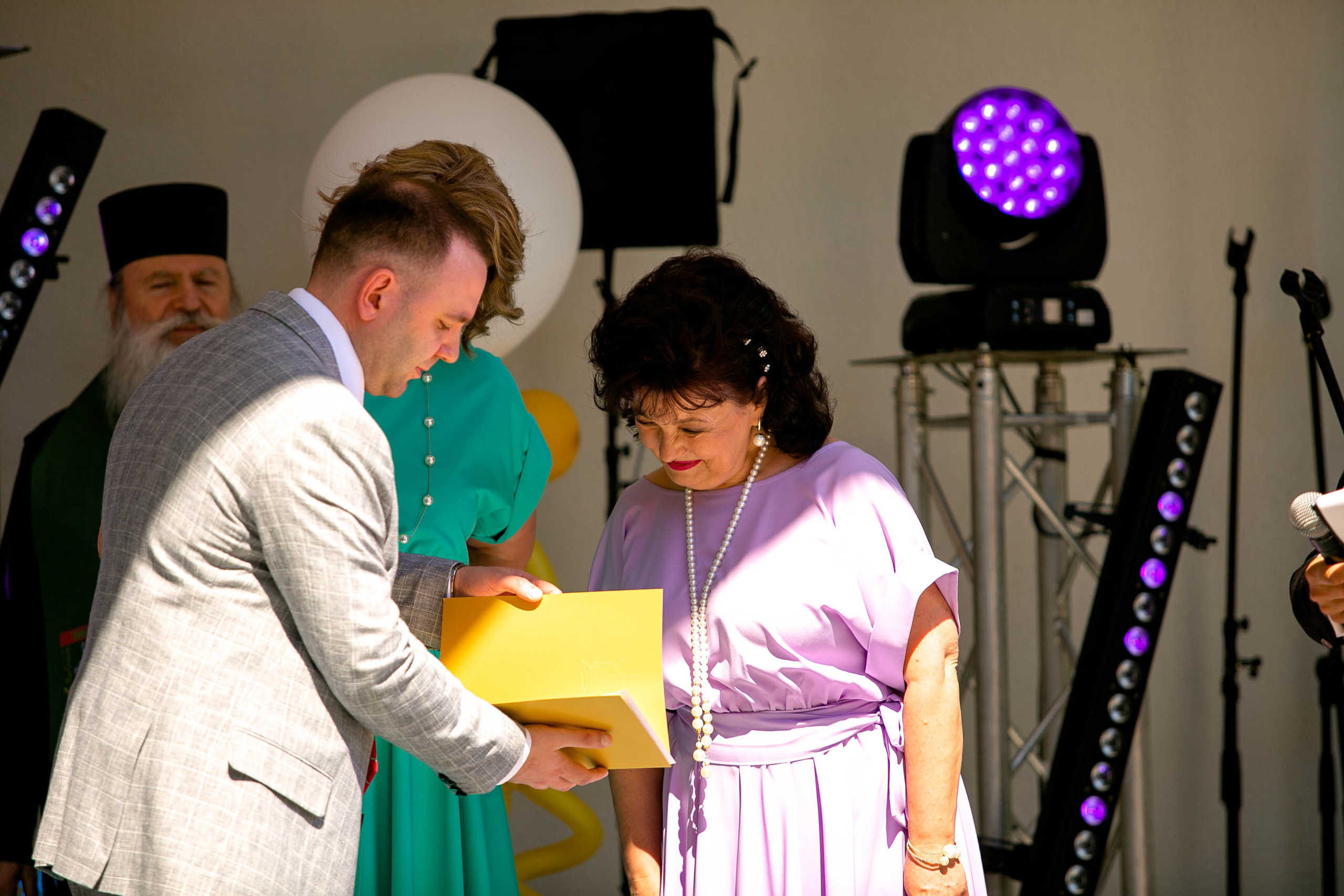 День поселка Песочный. Главная