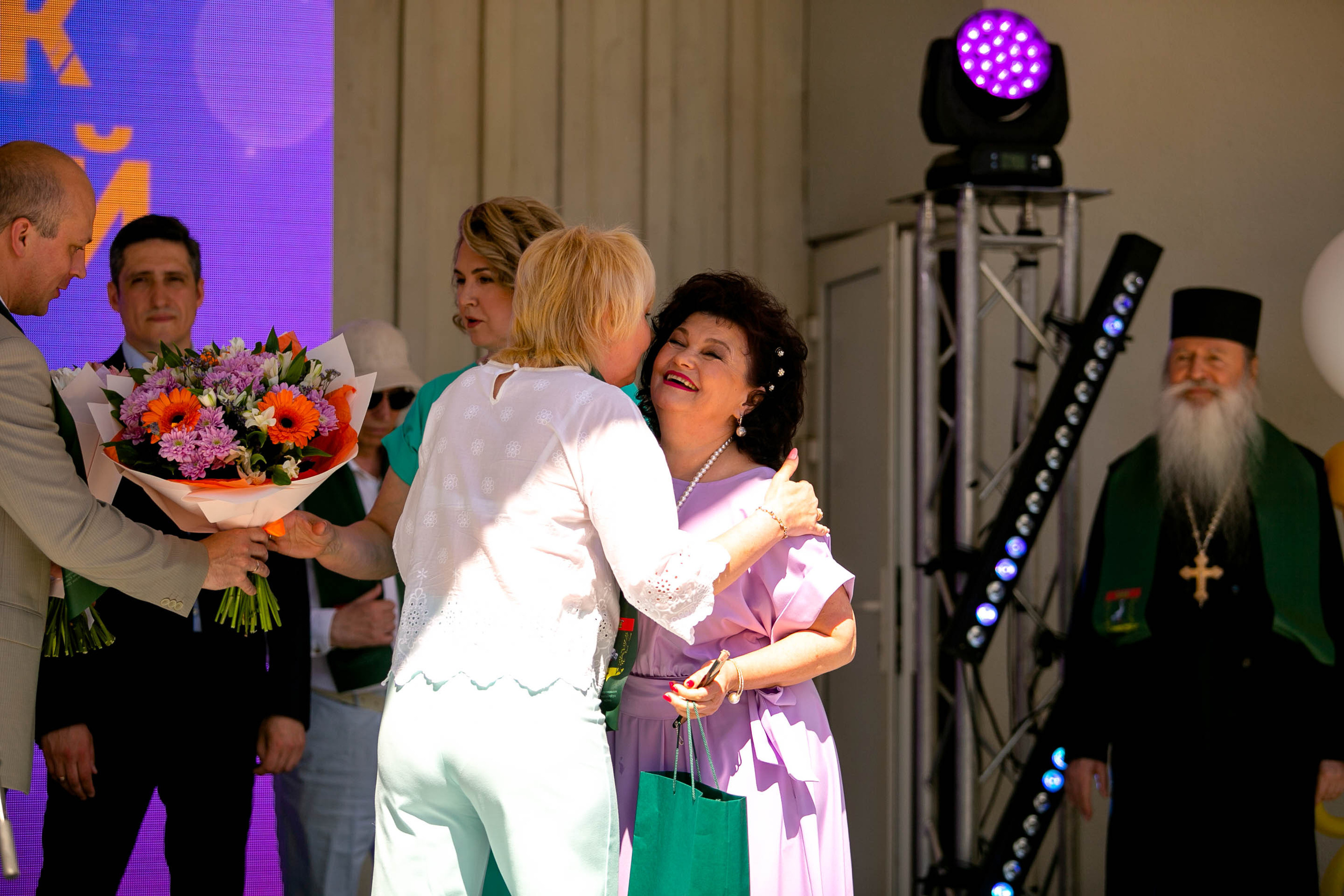 День поселка Песочный. Главная