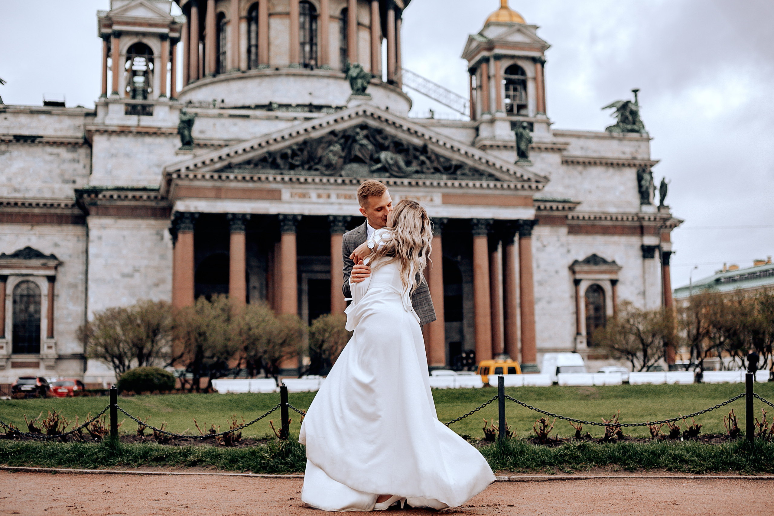 Андрей и Дарья (Первый Дворец и Исаакиевский собор). Главная