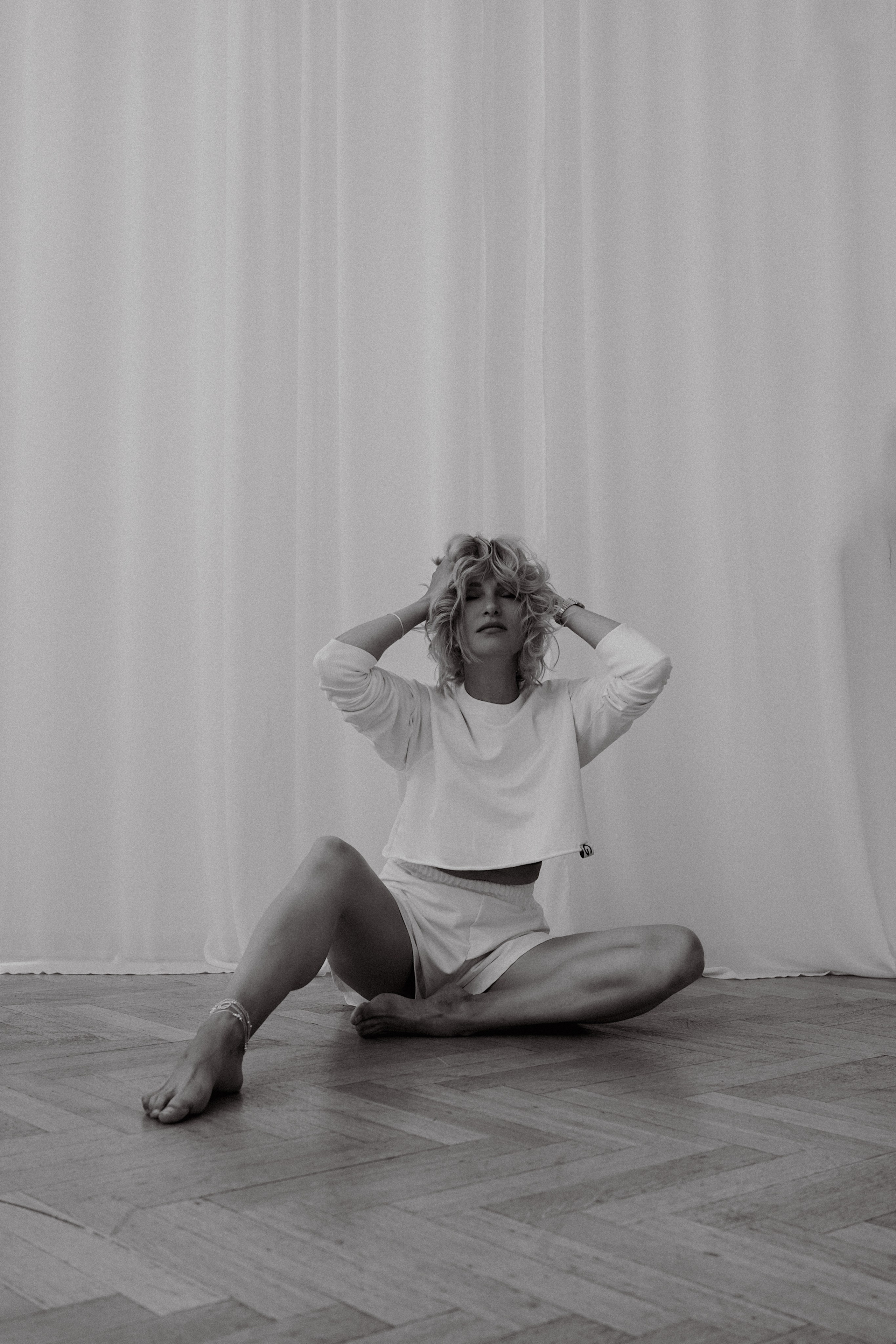 Индивидуальная фотосессия в студии. Фото и видео съемка