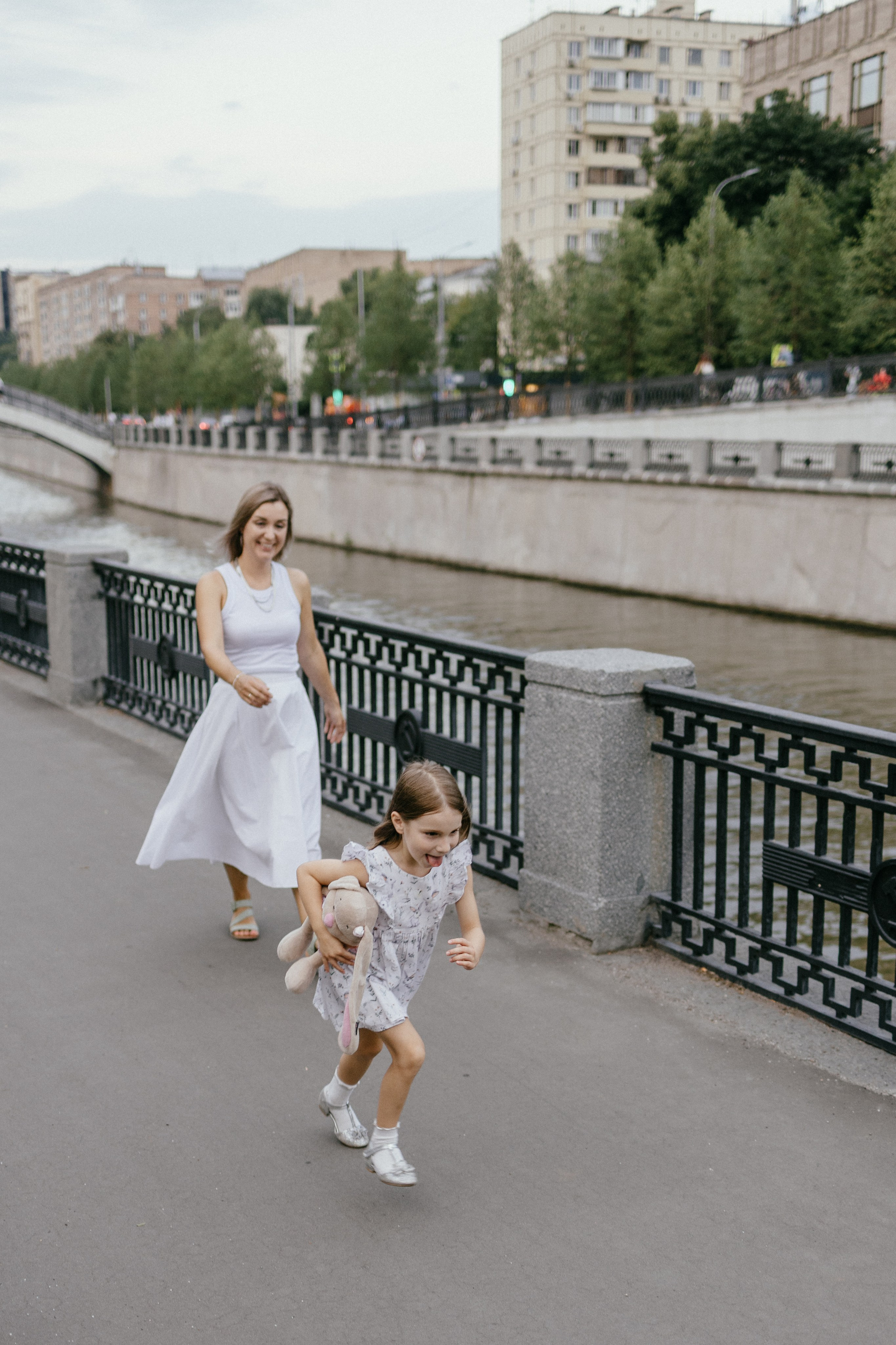 Москва вишневая. Семейный и детский фотограф в Санкт-Петербурге — Лаврова Ольга