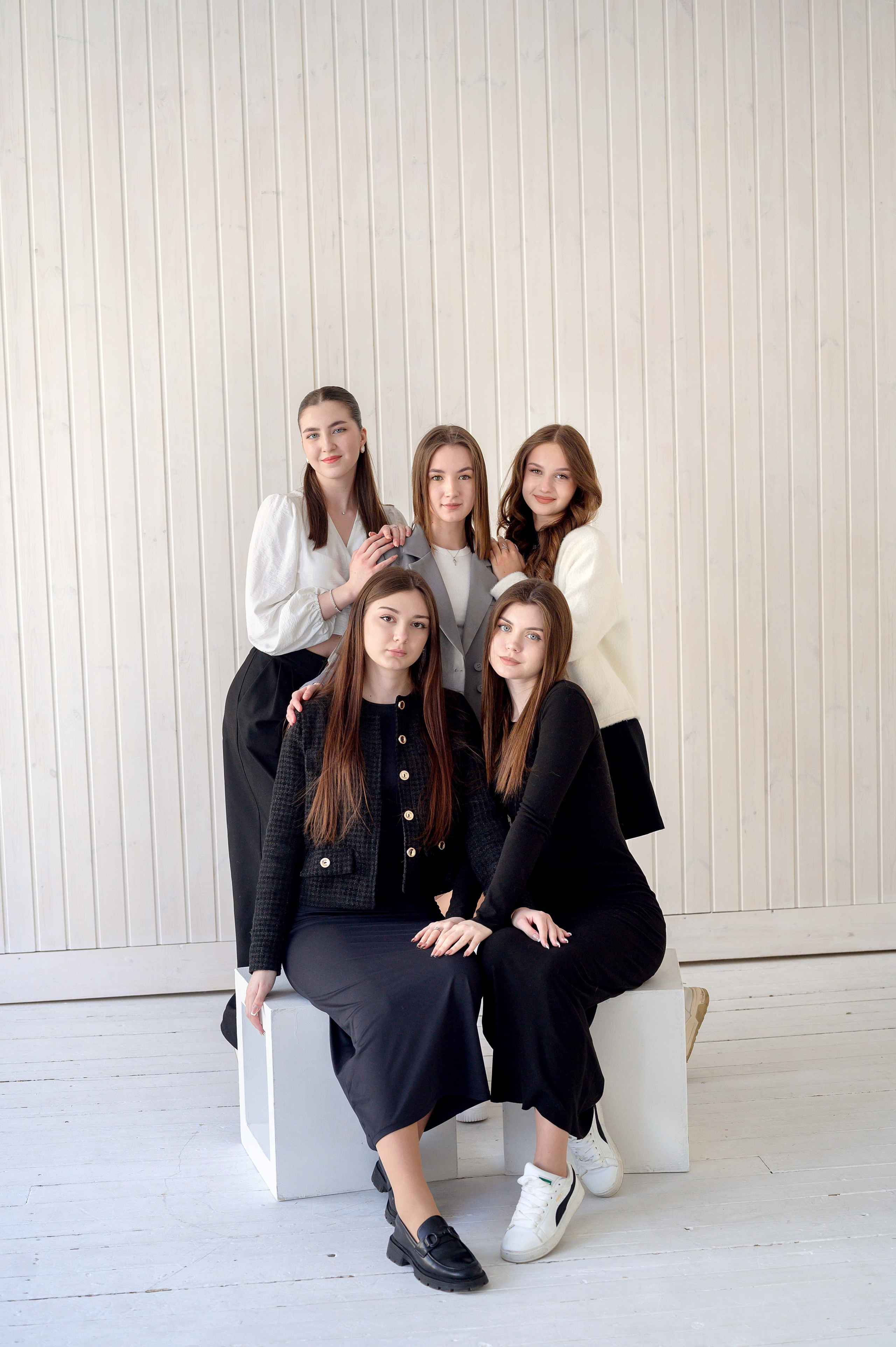 11 класс. студия. Фотограф новорожденных, семейный детский в Тюмени Татьяна Морозова