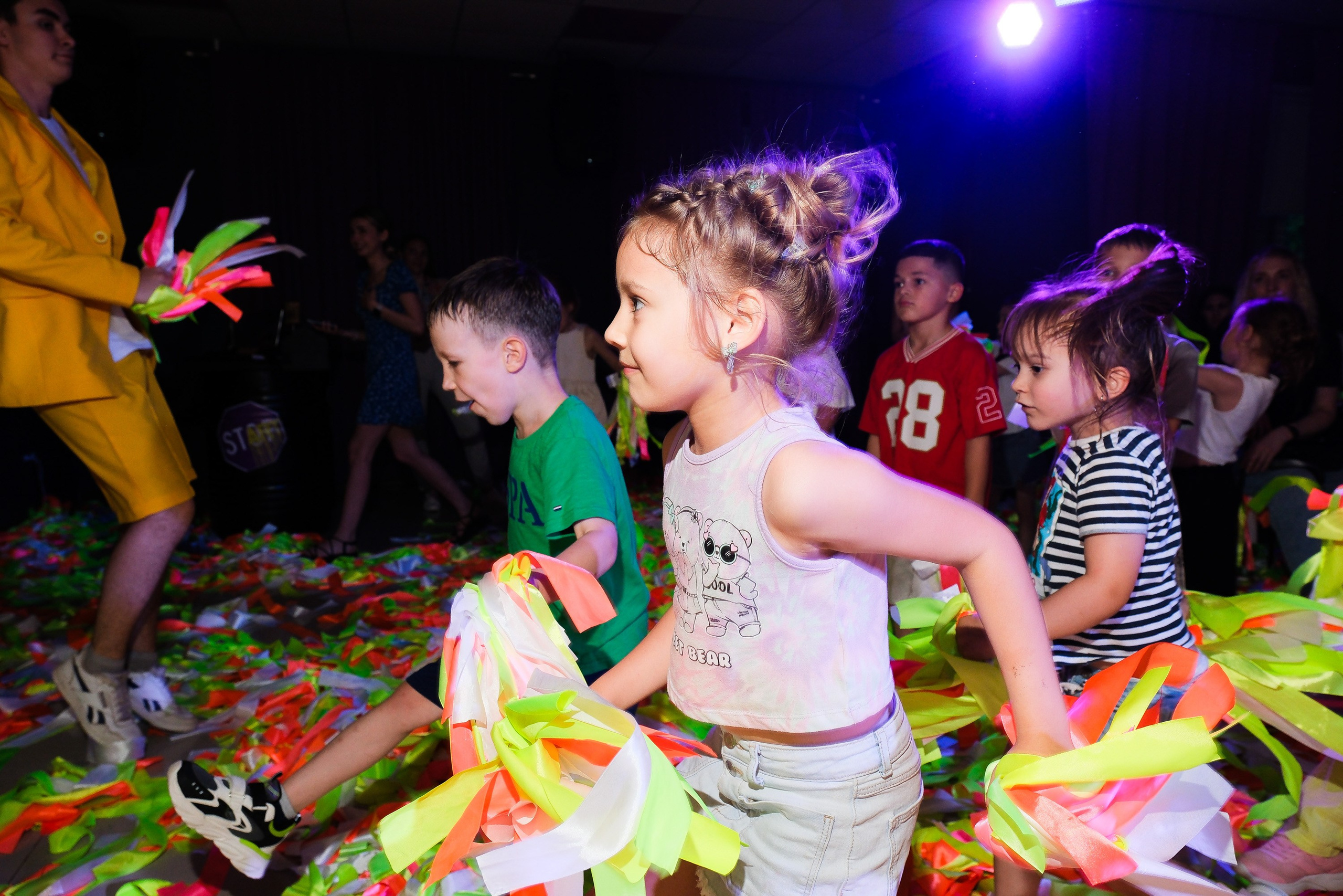 Детский сад. Выпуск. Вечер. Фотограф Анатолий Деникин