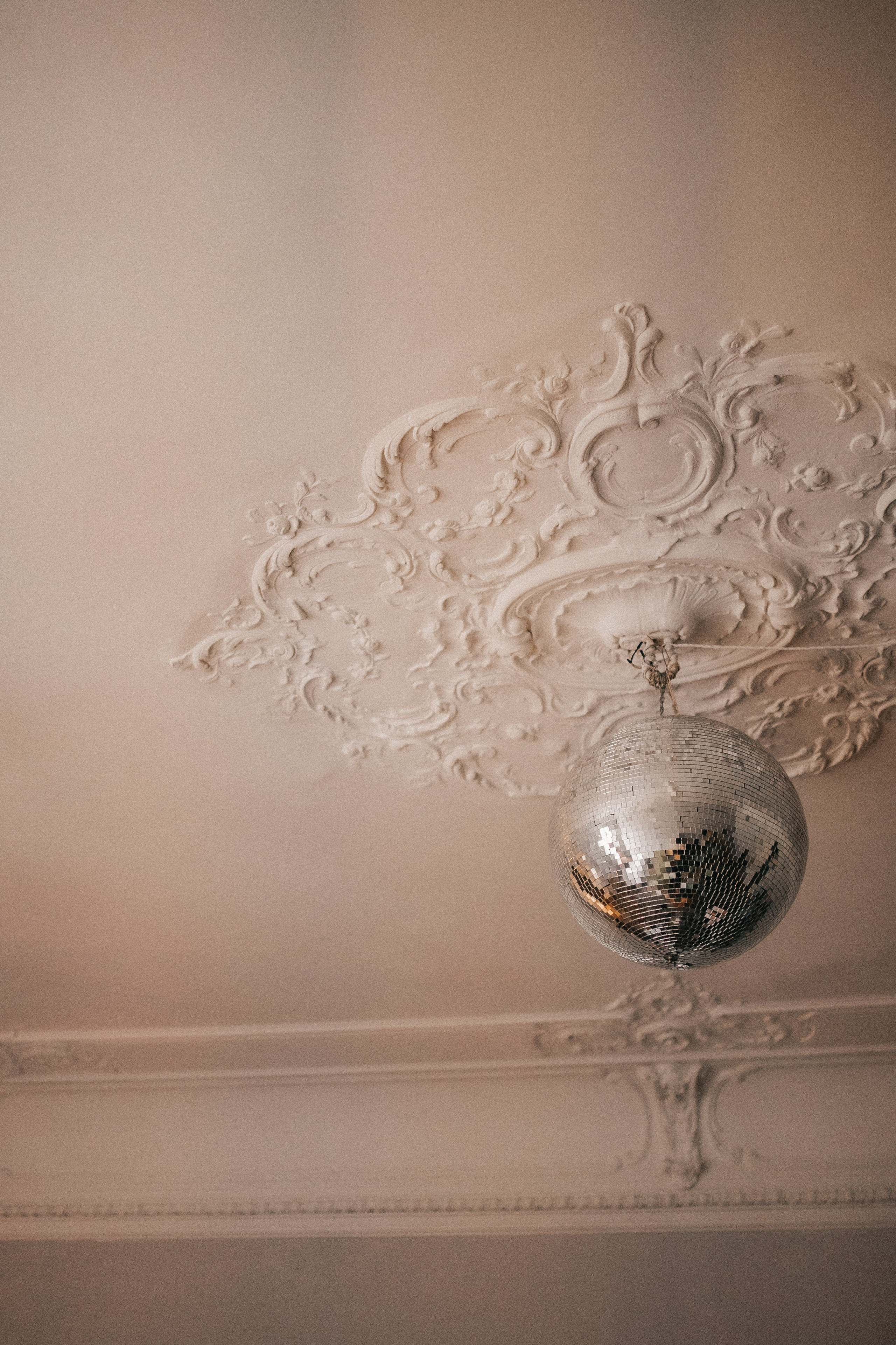 Лавстори в питерской студии. Семейный и свадебный lifestyle-фотограф в Москве Мария Петрова