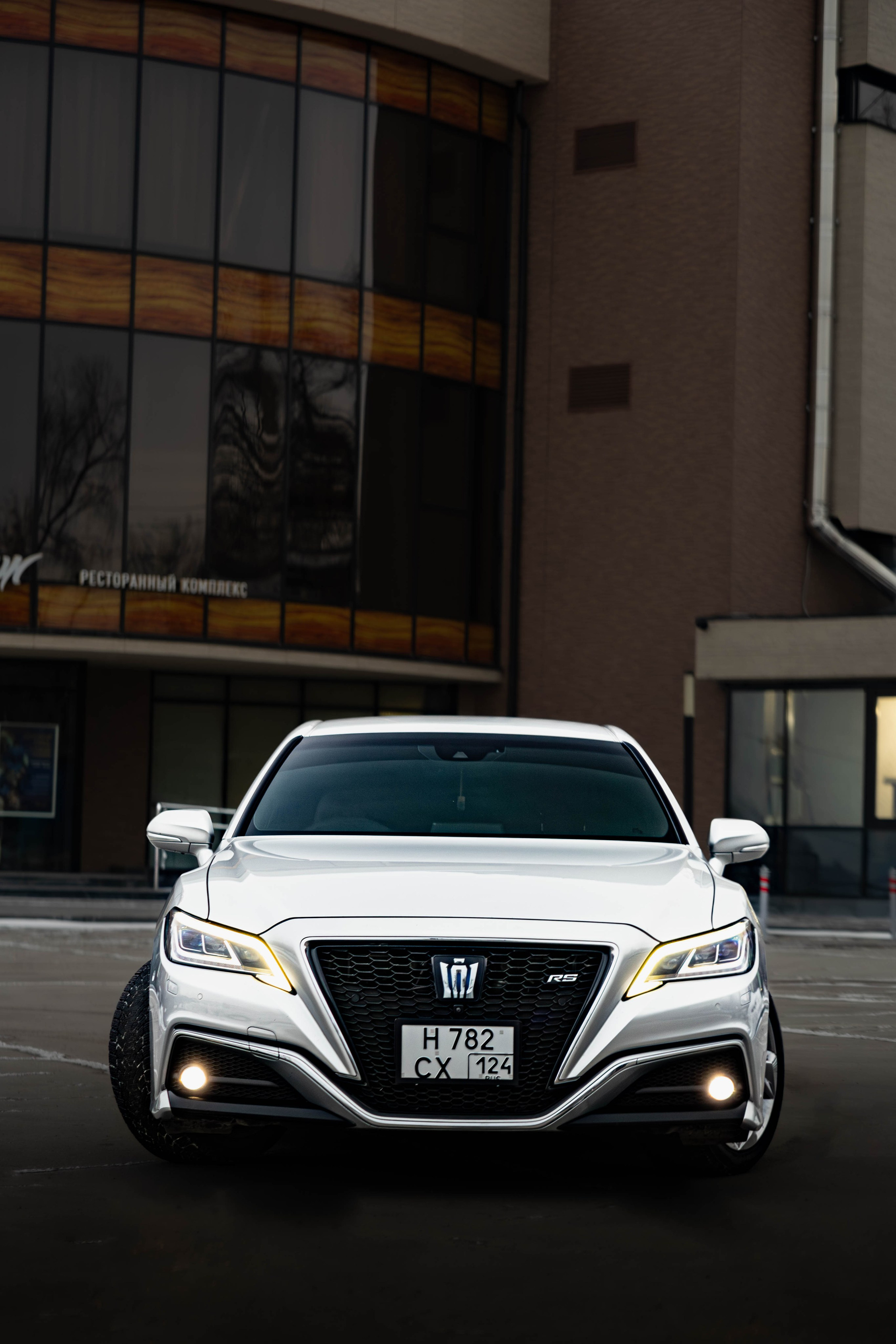 TOYOTA CROWN RS 26. Репортажный фотограф в Иркутске — Ярослав Ковалёв