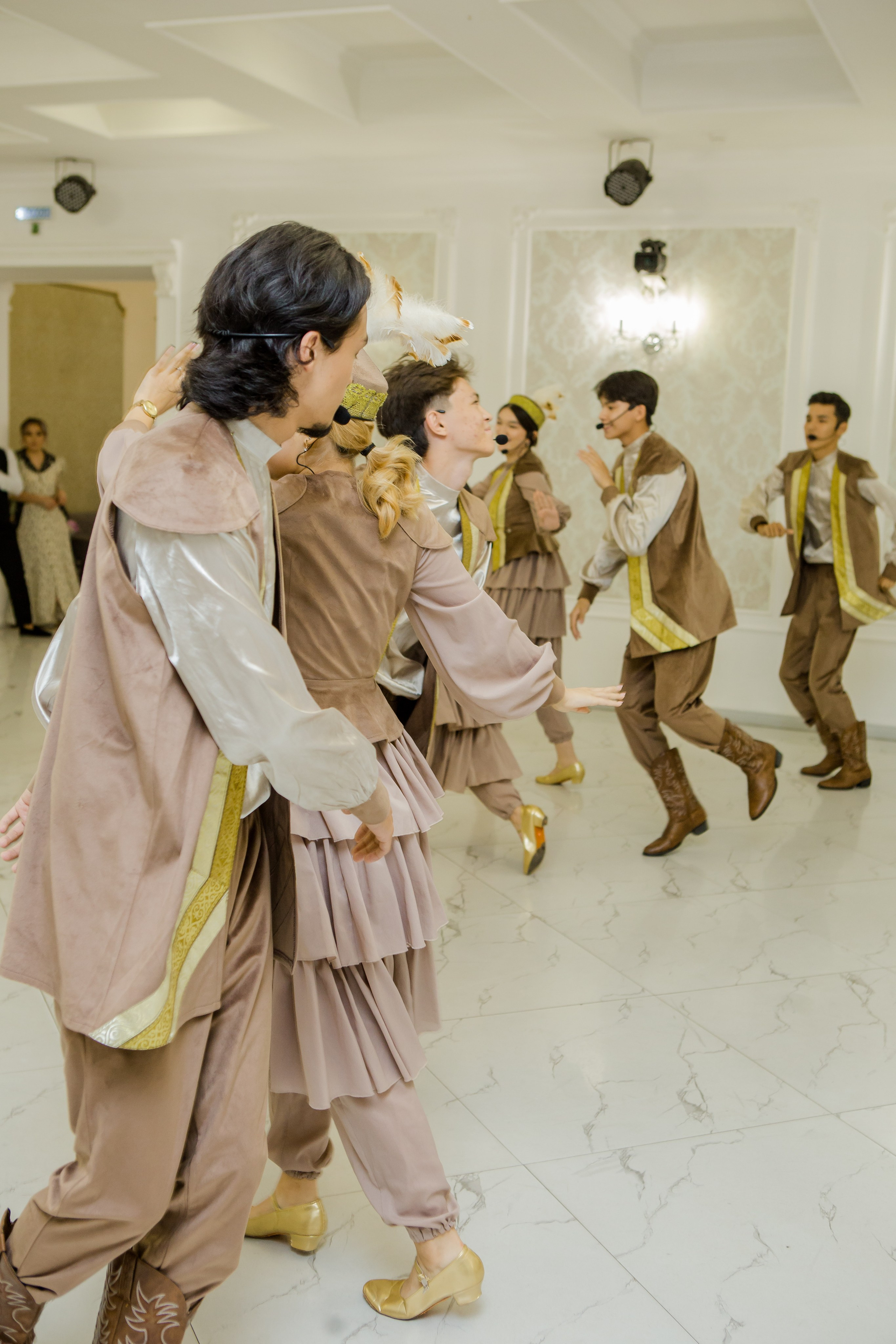 QYZ UZATU ZHADYRA. Свадебный и репортажный фотограф в Астане T.Yertay «Nomad media»