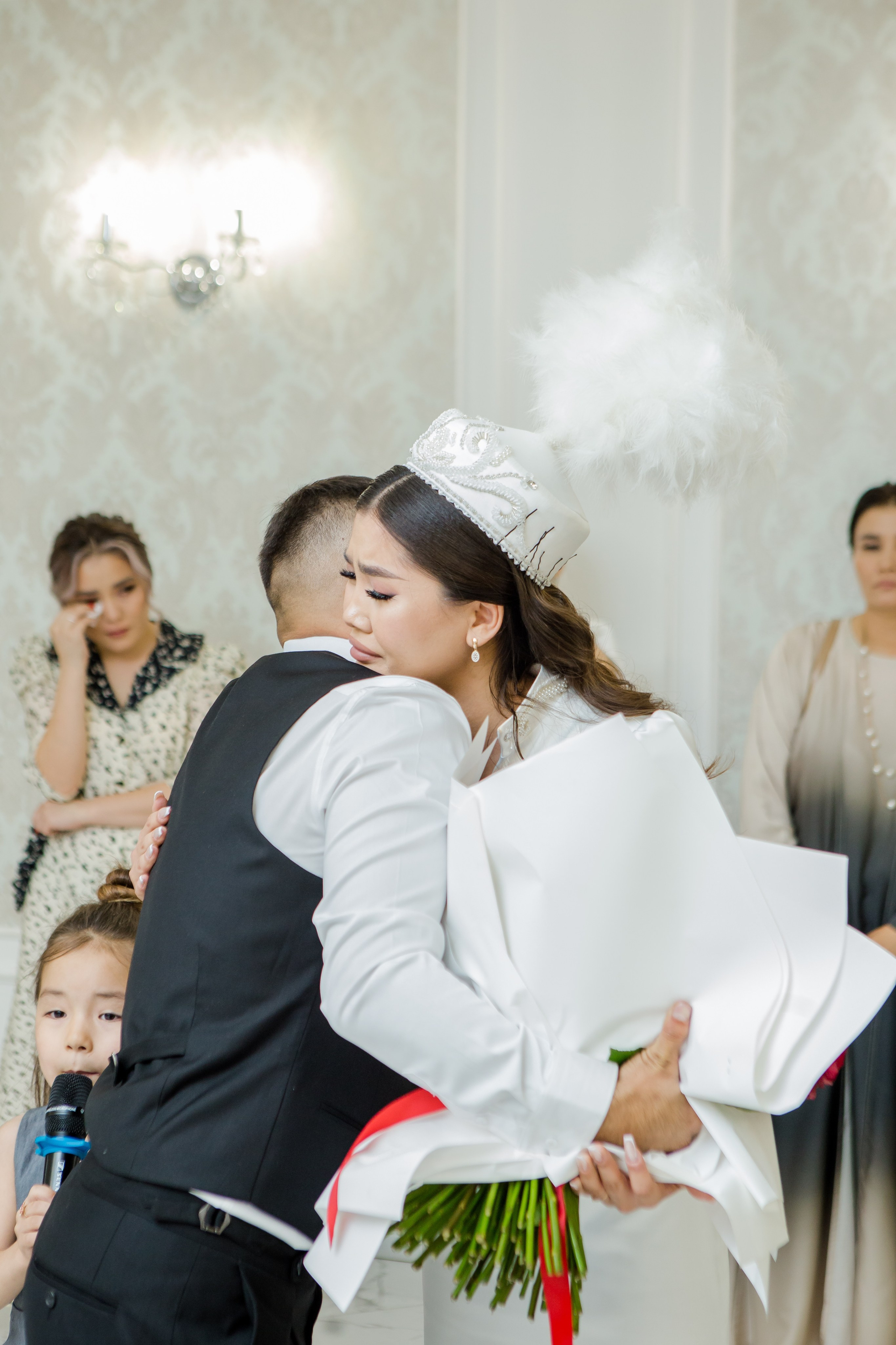 QYZ UZATU ZHADYRA. Свадебный и репортажный фотограф в Астане T.Yertay «Nomad media»