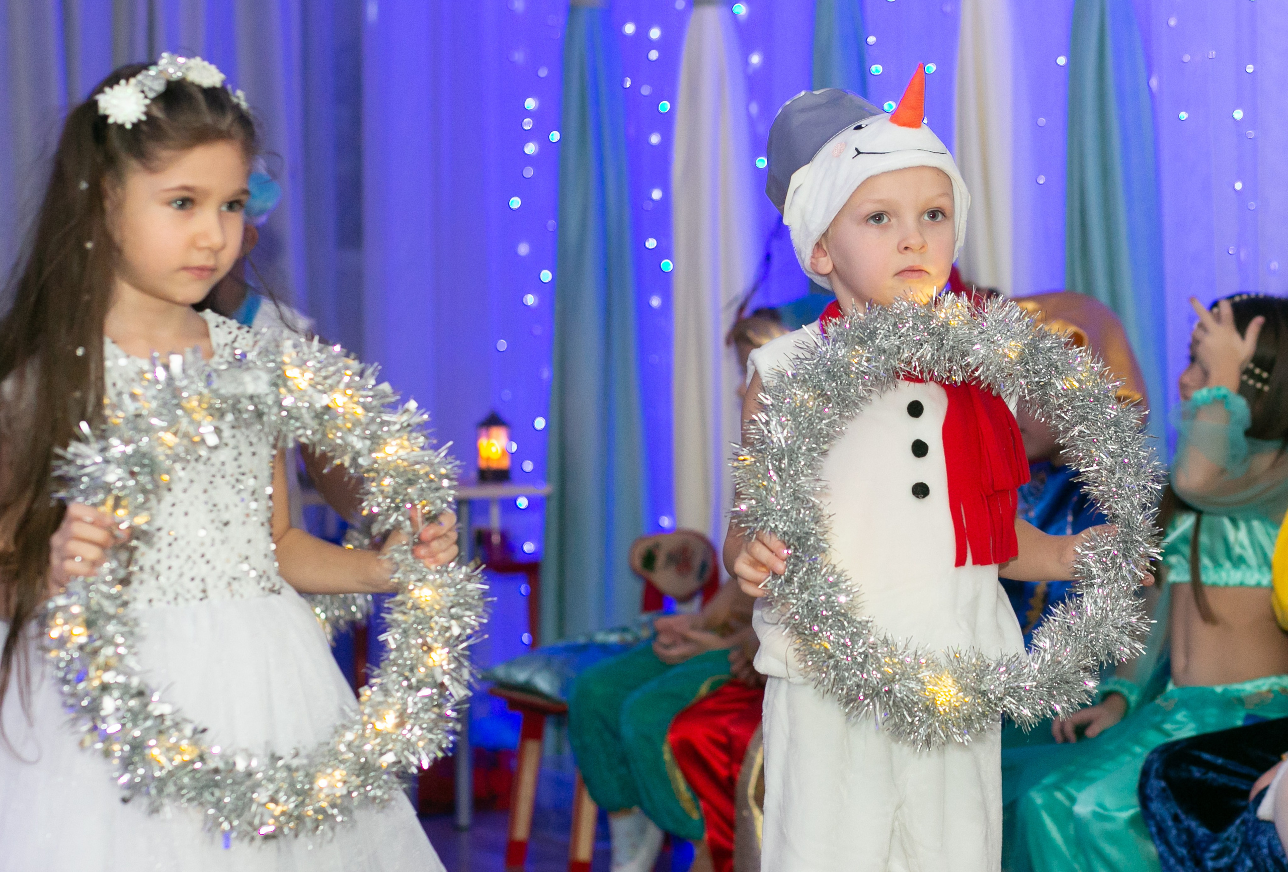 Выпускные и Утренники. Фотограф новорожденных и семейный фотограф НСО г. Бердск Марина Львова