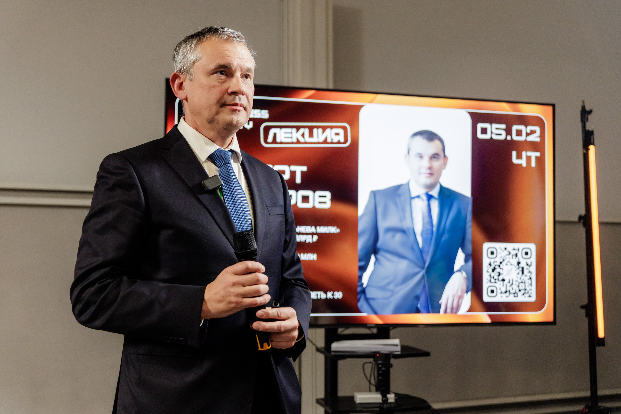 Альберт Суфияров в ITMO Business Community — встреча с предпринимателем. Репортажный фотограф в Москве Сергей Мирошников