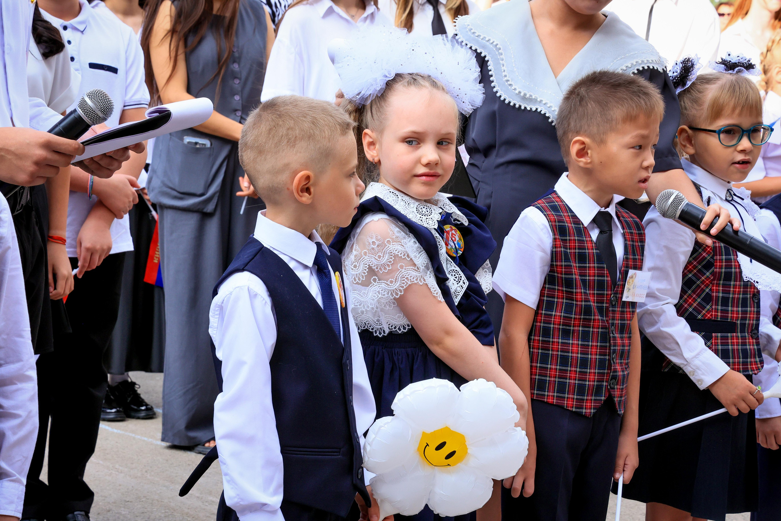 ШКОЛА 1 СЕНТЯБРЯ. Свадебный фотограф — видеограф в г. Астрахань Екатерина Юмашева
