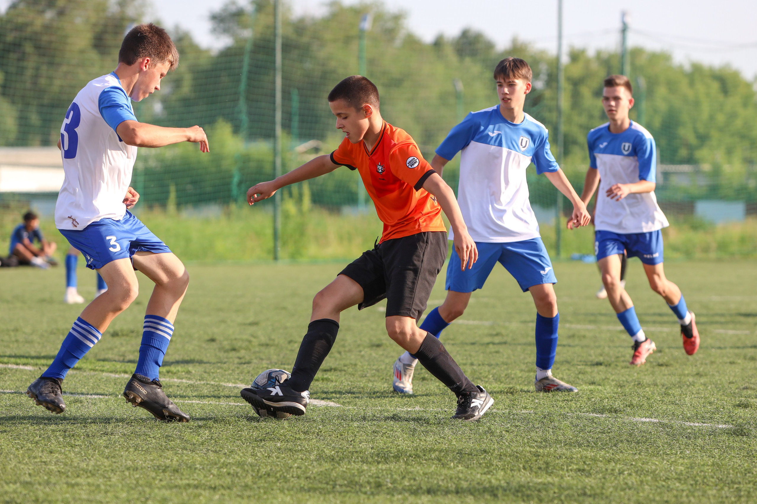 Кинель — Виктория Унион. Чемпионат СФПЛ. Молодежная футбольная лига U-15. Спортивный фотограф в Самаре