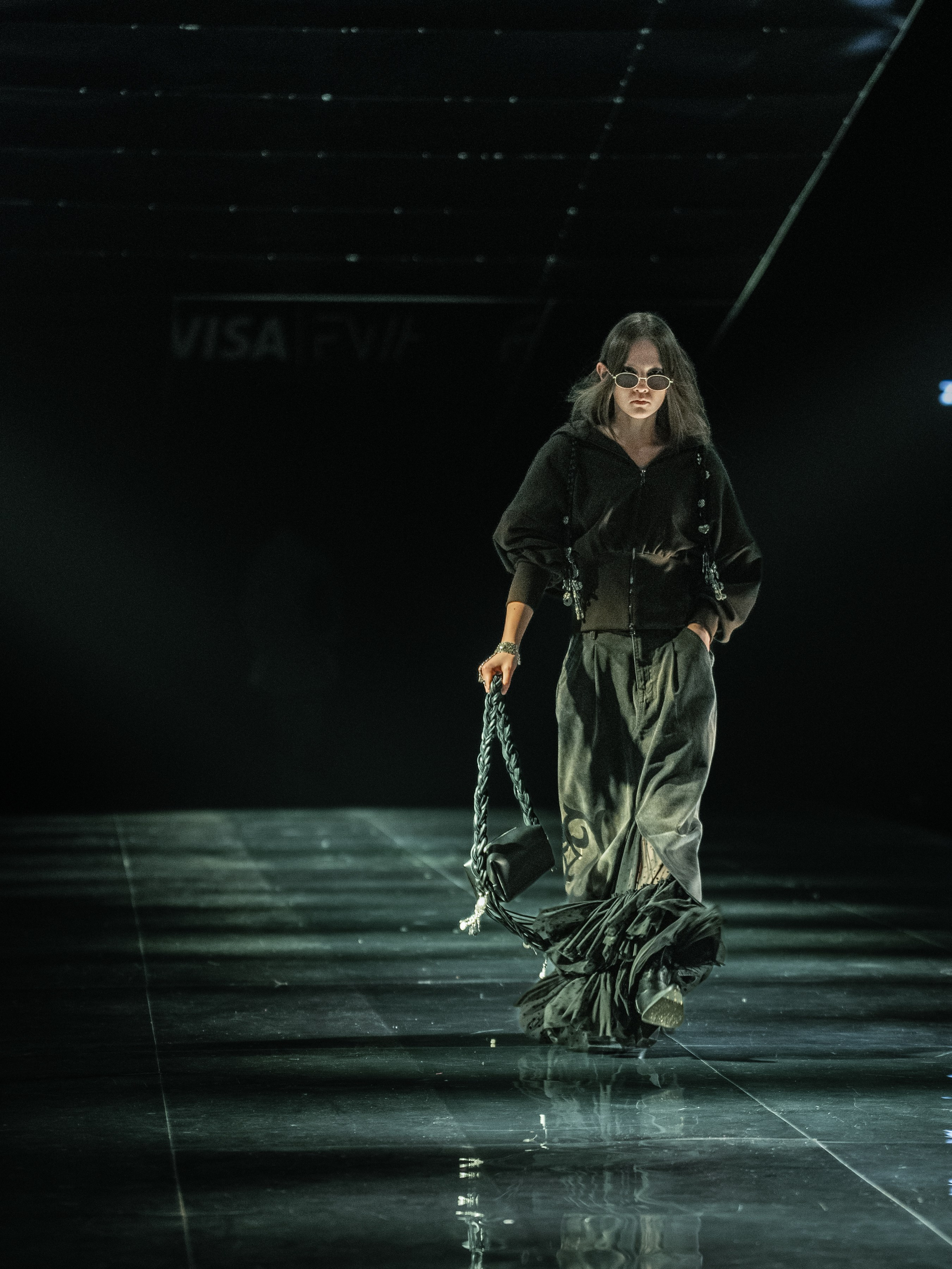 Visa Fashion Week Almaty Pre-Fall 2026 April Leonid Zherebtsov. Сайт Алматинского НЮ АРТ, будуар и фэшн фотографа Дениса Карпенко