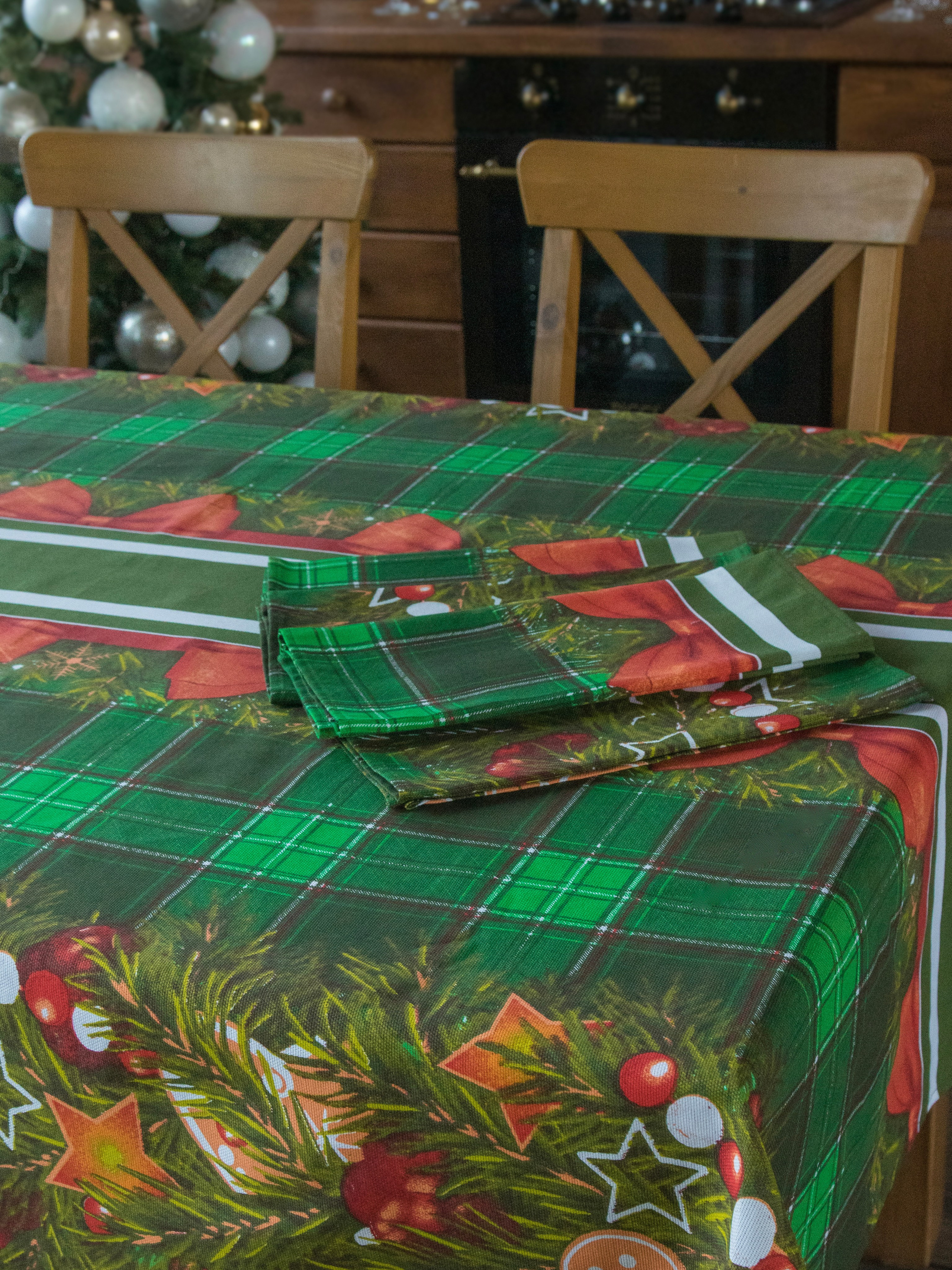Скатерть новогодняя. Фотостудия для Wildberries Ozon