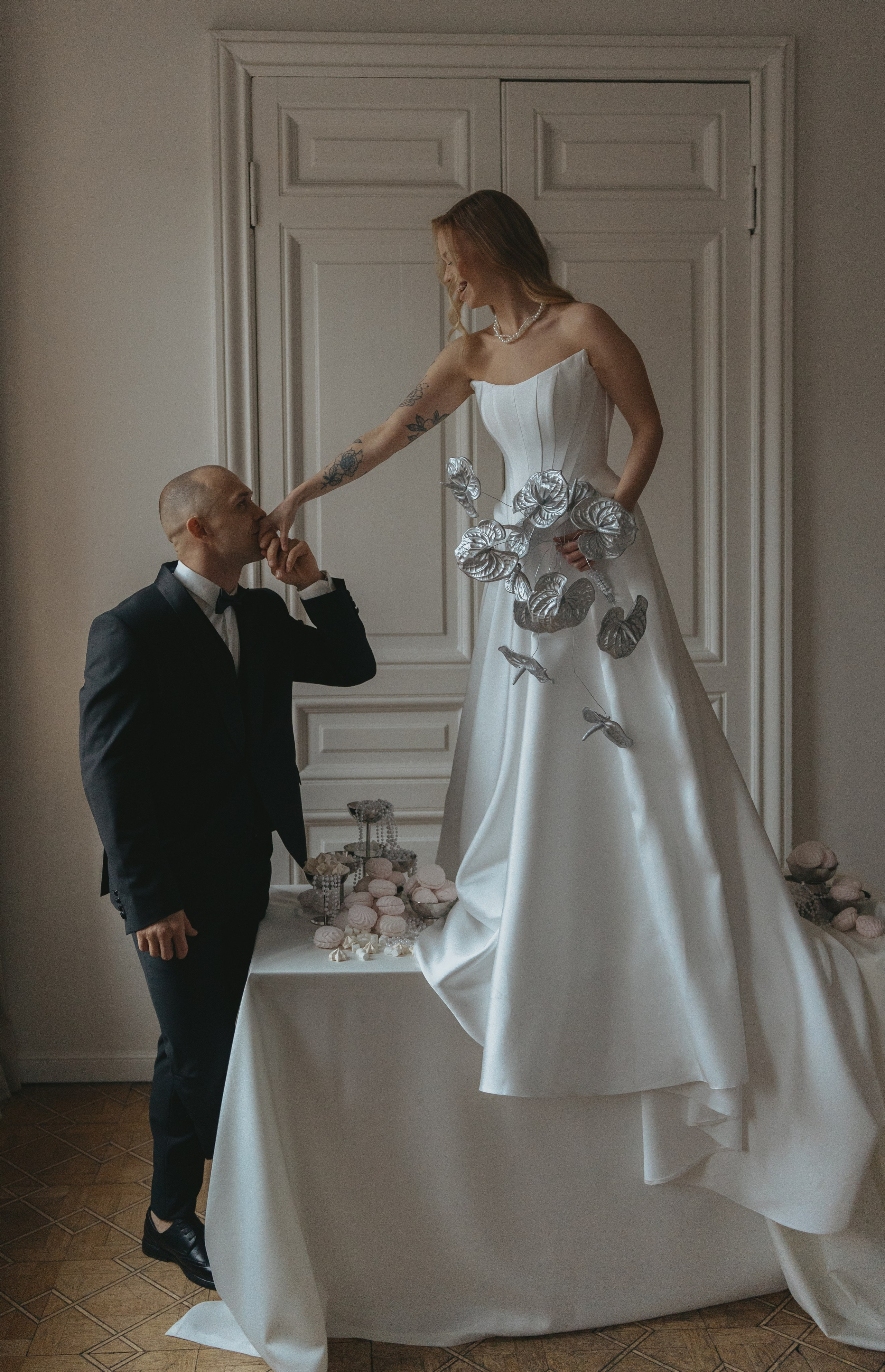 Свадебная фотосессия в Санкт-Петербурге. Свадебный фотограф Санкт-Петербург. Федосова Елизавета. Свадебная фотосессия в студии.