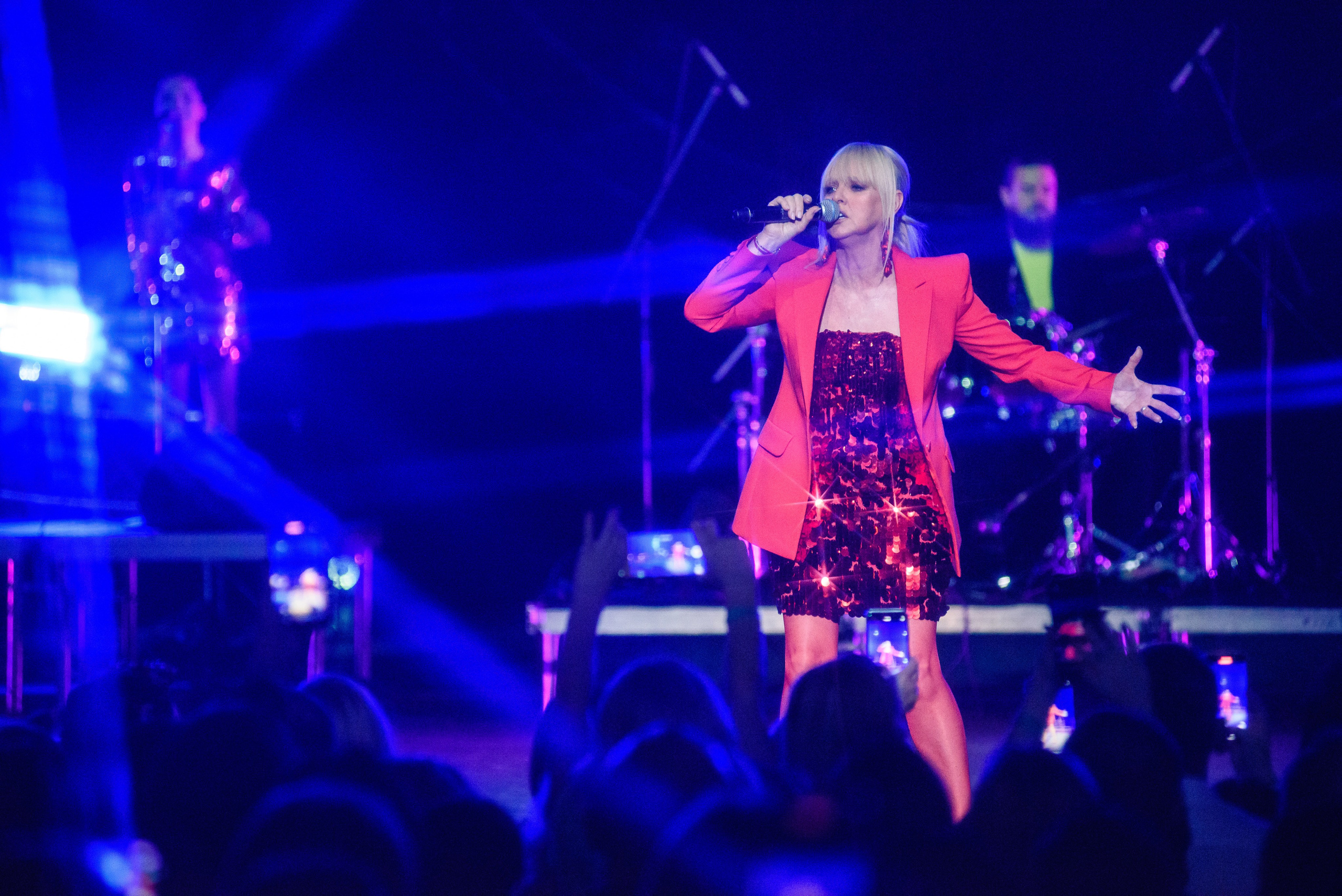 Дискотека 80-90-2000х — «Имена на все времена», Крокус Сити Холл. Бренд-фотограф для экспертов и блогеров в Москве Влада Горбовская