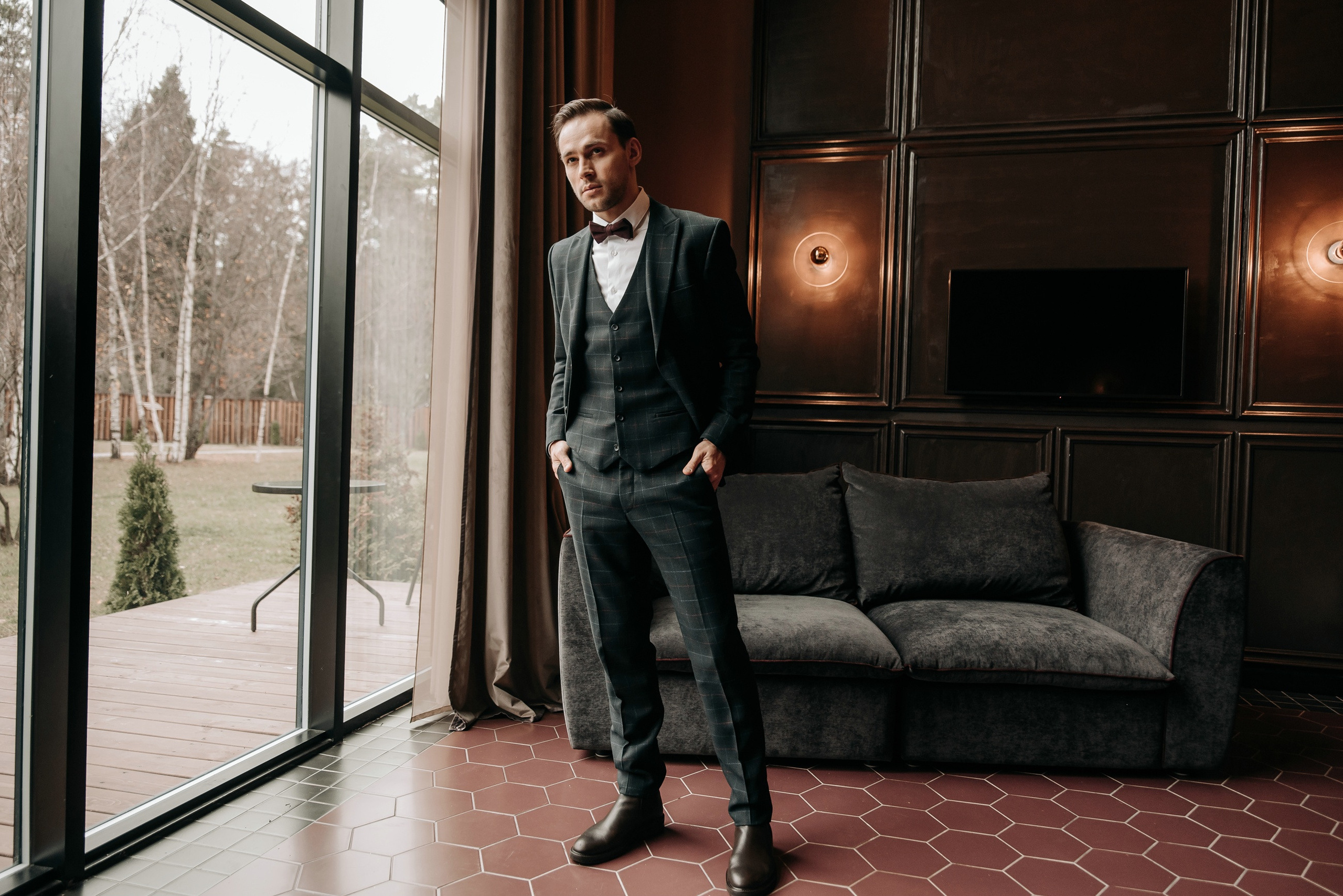 Свадебная фотосессия в отеле Art Village. Свадебный и семейный фотограф в Москве Светлана Зоткина