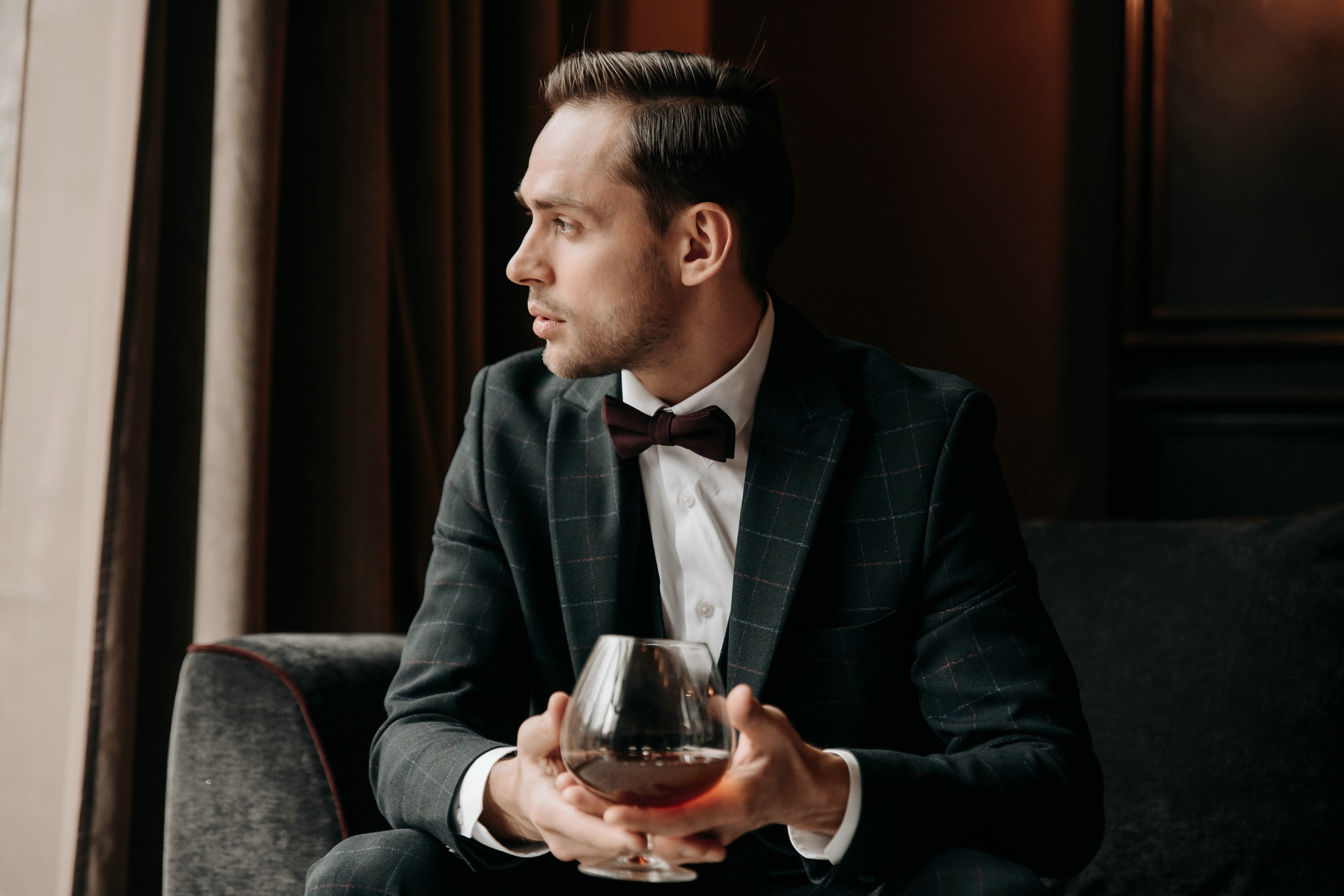 Свадебная фотосессия в отеле Art Village. Свадебный и семейный фотограф в Москве Светлана Зоткина