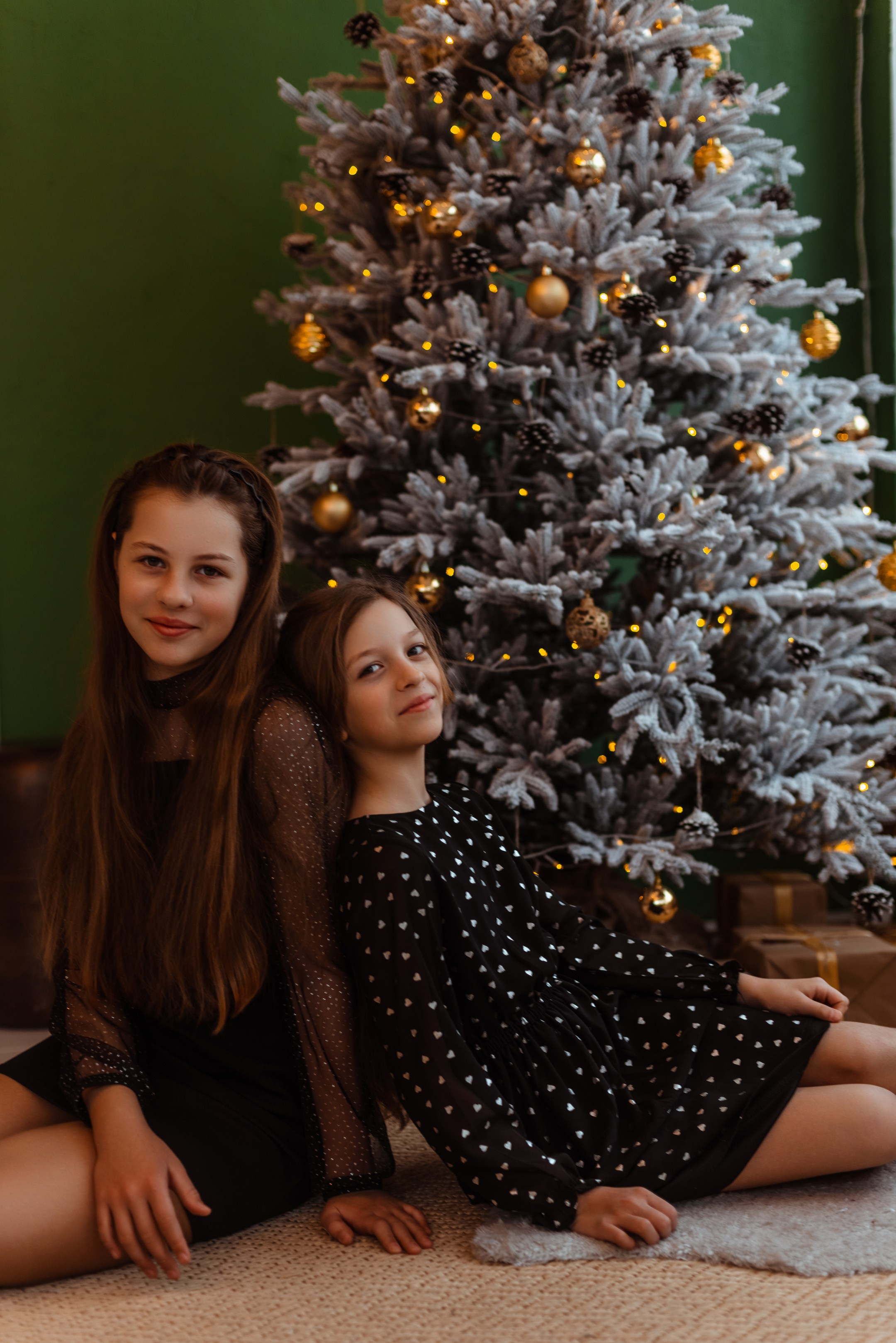 Съемка в новогодней студии для сестренок Иры и Кати. Фотограф в Самаре | Катерина Гущина