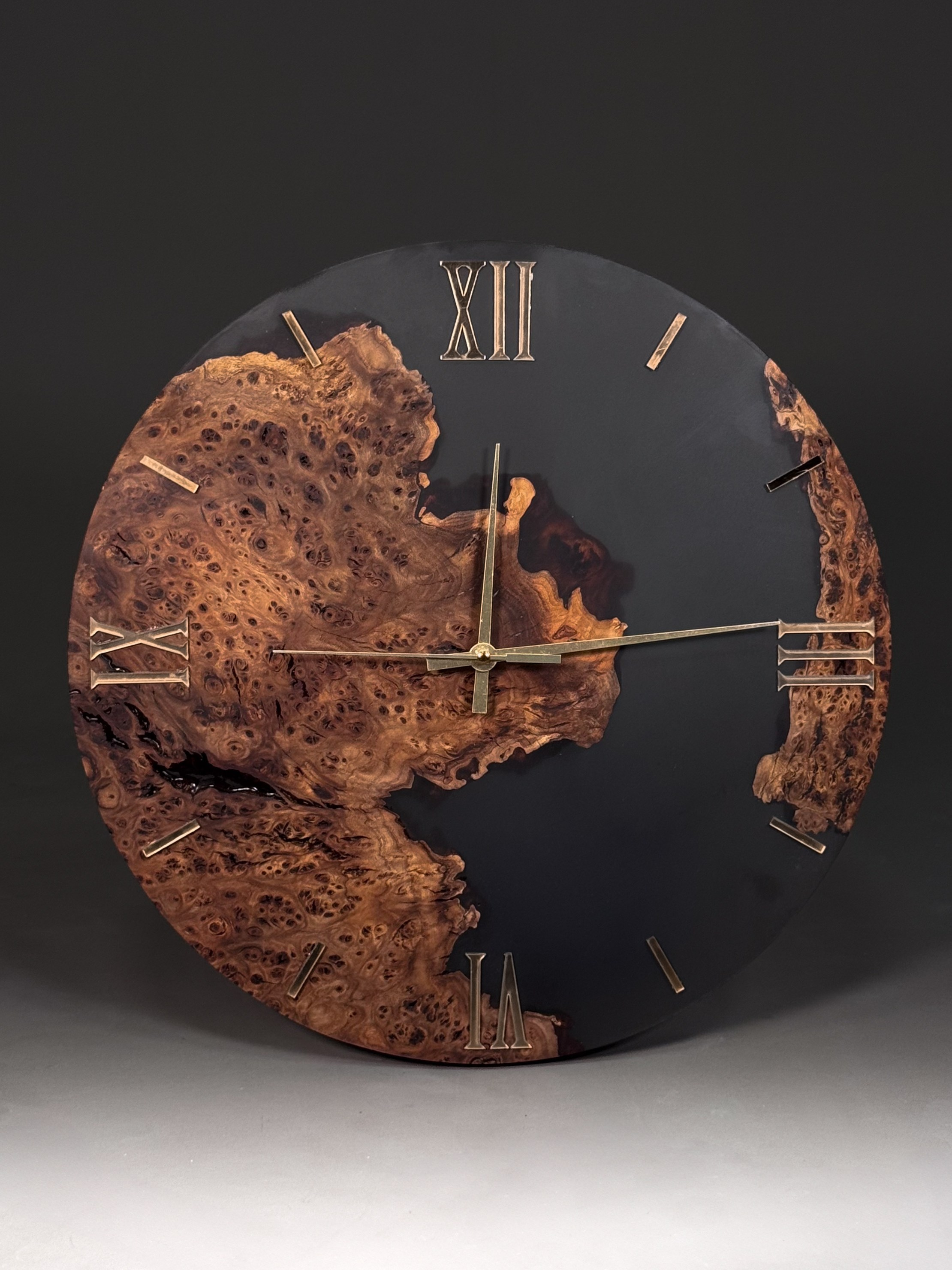 Часы. Художественная мастерская ANIG Studio