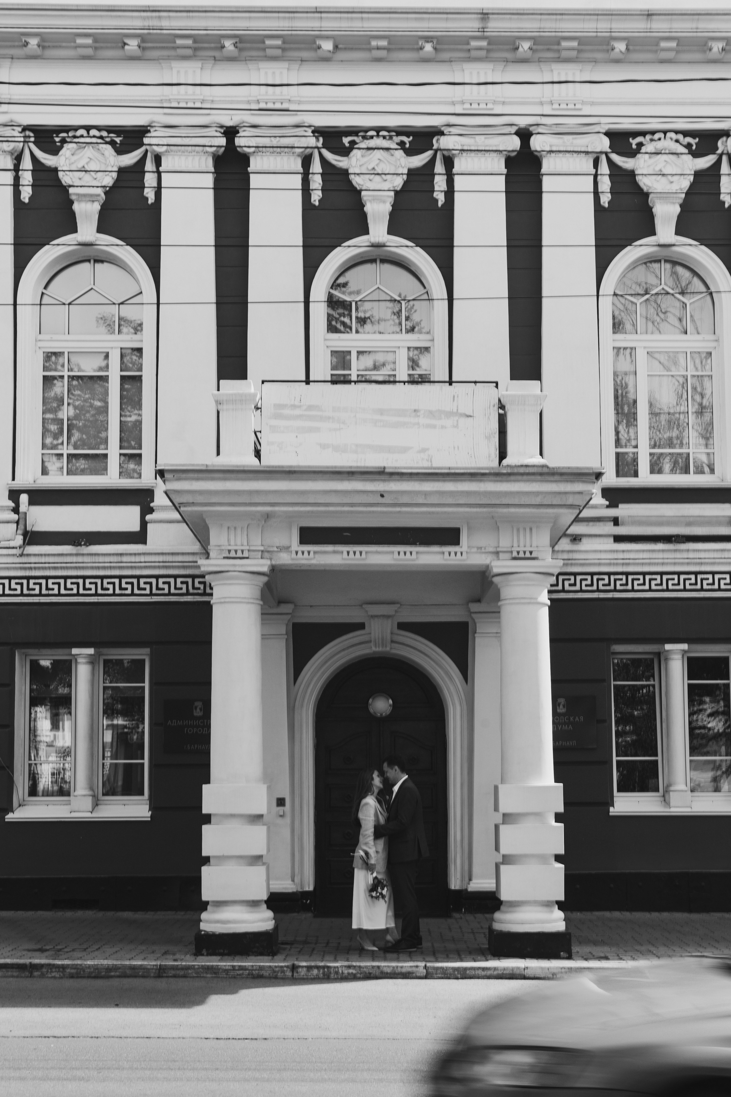 Свадебные фотографии. Фотограф в Барнауле Дарья Бутурлакина. Люби.Цени.Касайся