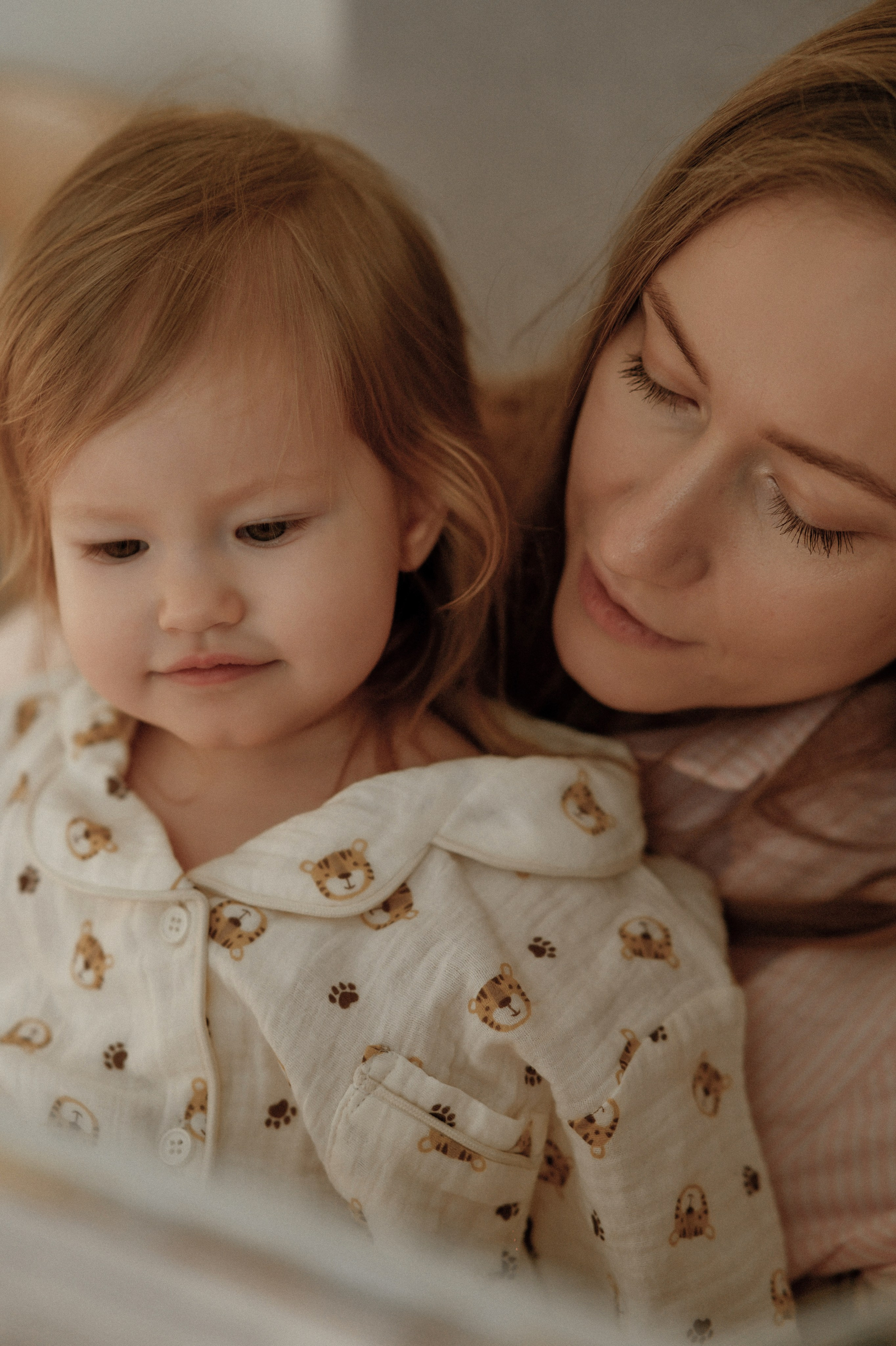 Даша и Варя дома. Семейный и свадебный lifestyle-фотограф в Москве Мария Петрова