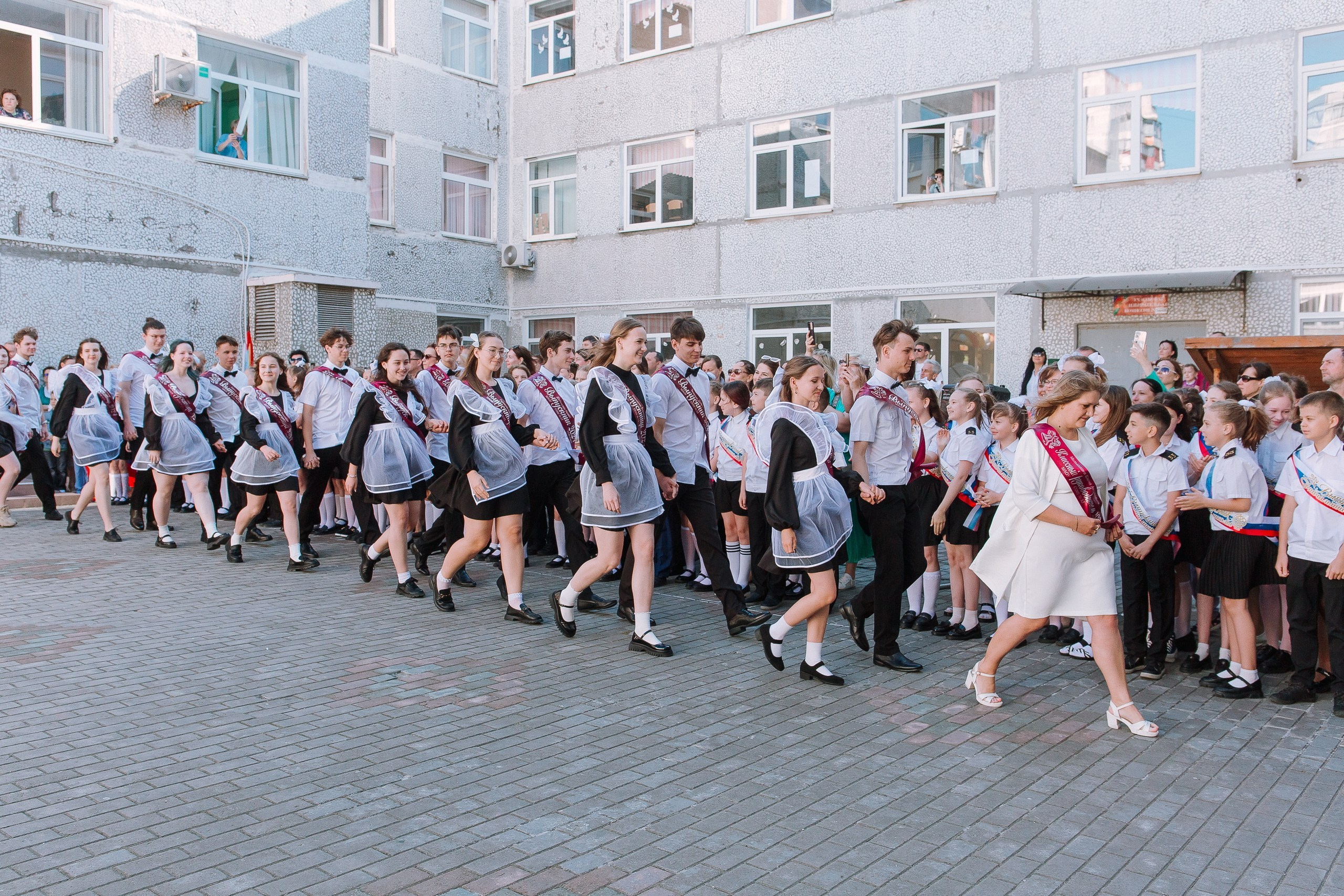 11 класс 33 школа. Выпускные альбомы Натальи Бутко: Новороссийск, Анапа, Геленджик