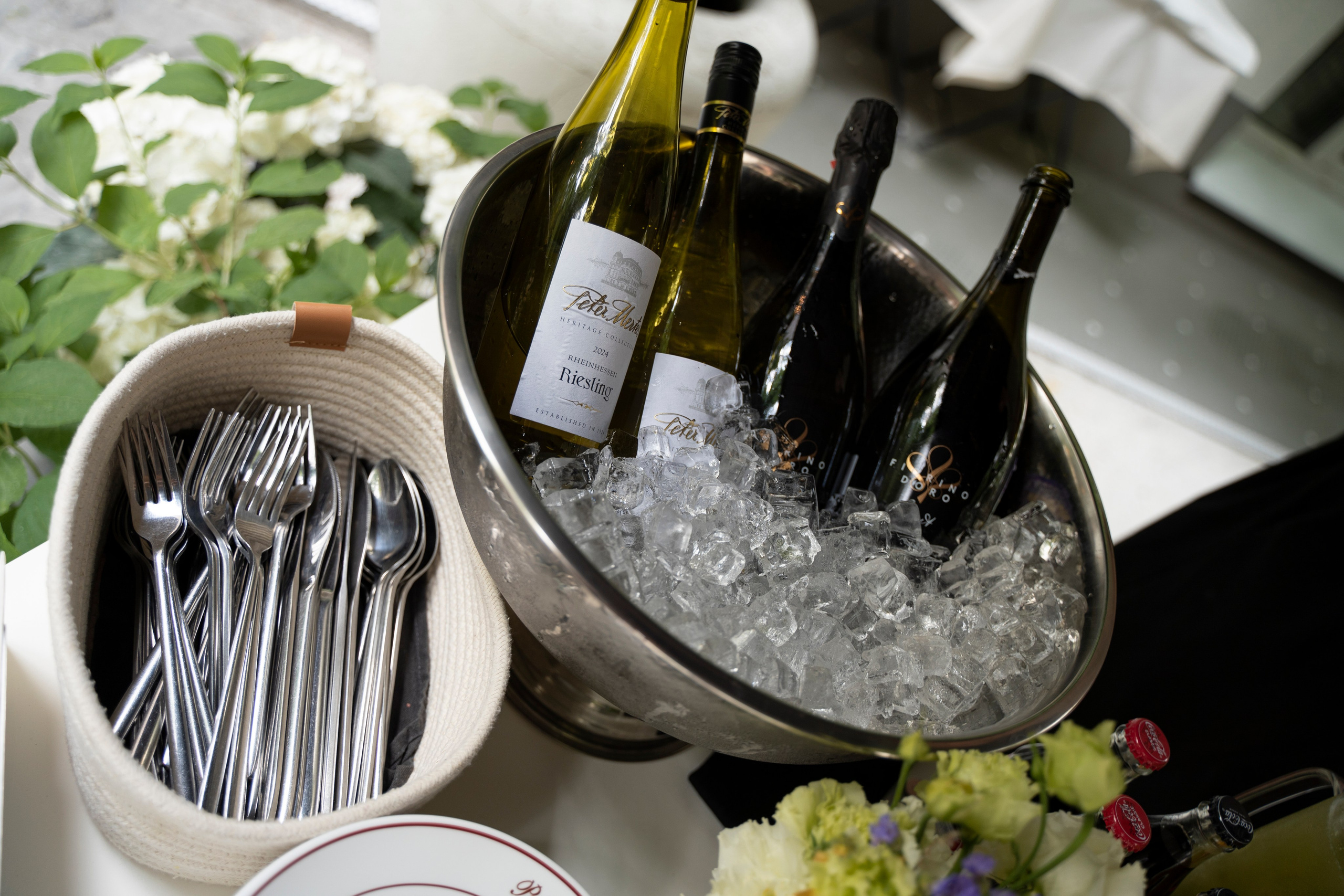 Елена и Владимир. Камерная свадьба в кафе «Рябчик»