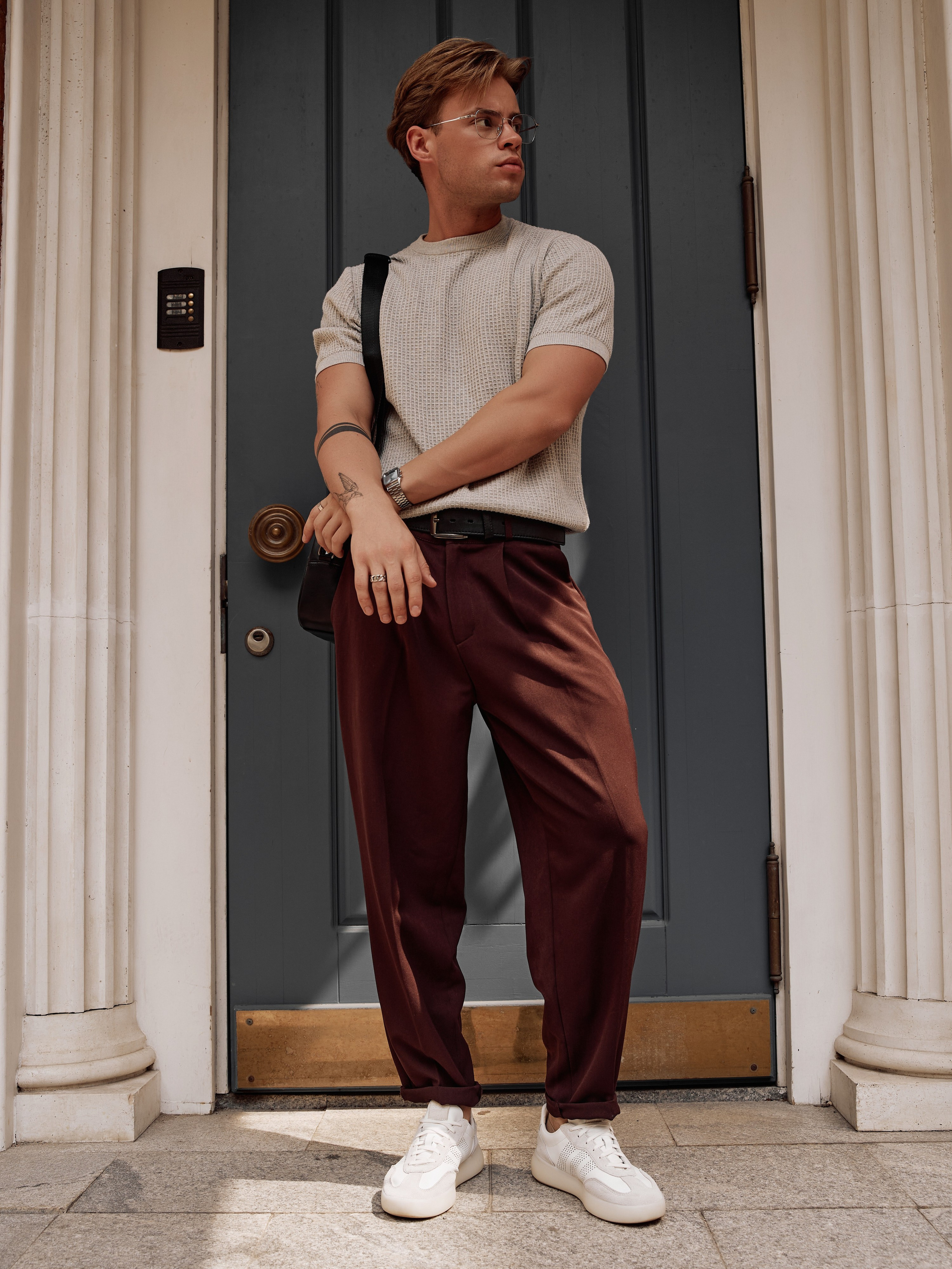 Футболки. Фотограф для маркетплейсов в Москве