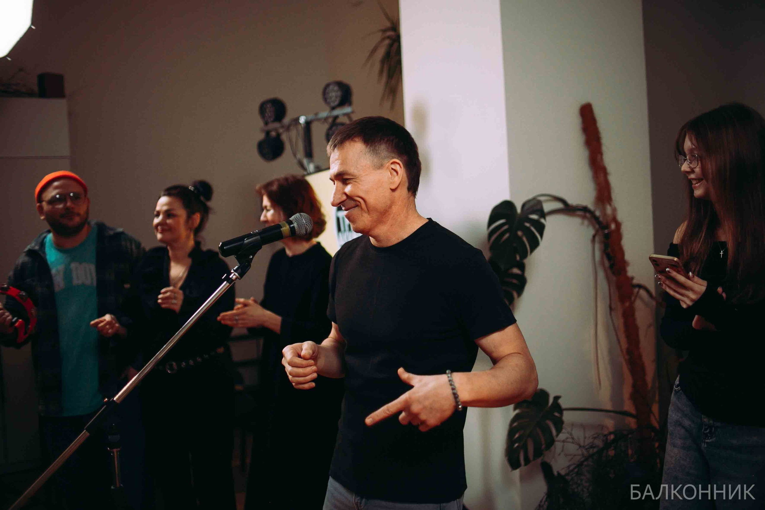 «Балконник». Ваш репортажный фотограф Артемий Антонов