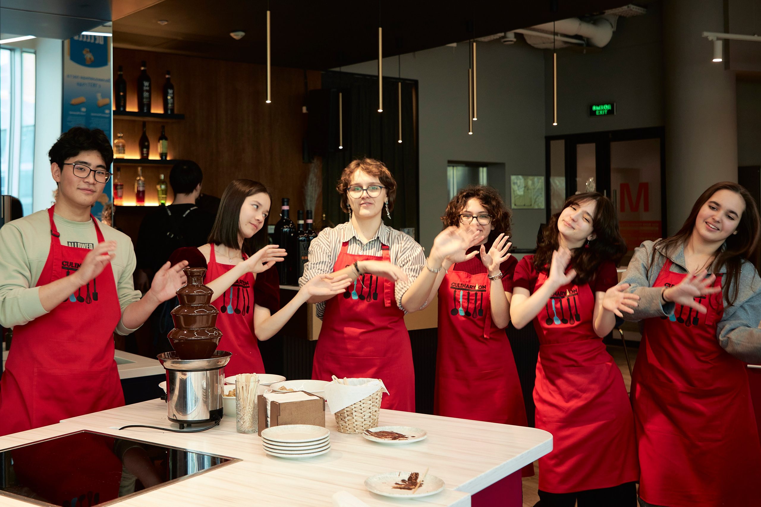 Репортажная съёмка с дня рождения. Анна Потявина. Фотограф Москва