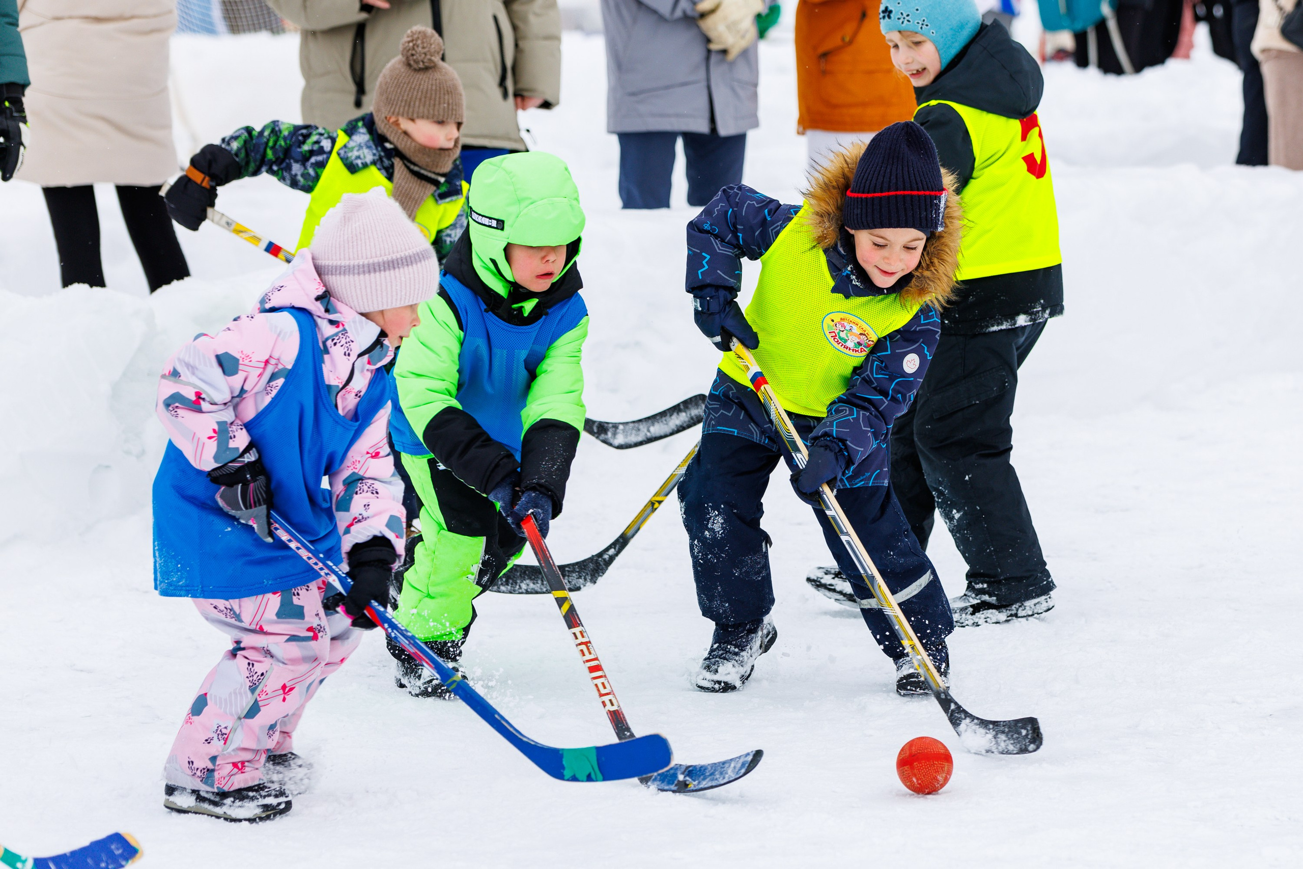 XIII чемпионат  по «ХОККЕЮ В ВАЛЕНКАХ». Свадебный, семейный и репортажный фотограф в Южно-Сахалинске Артур Петросян