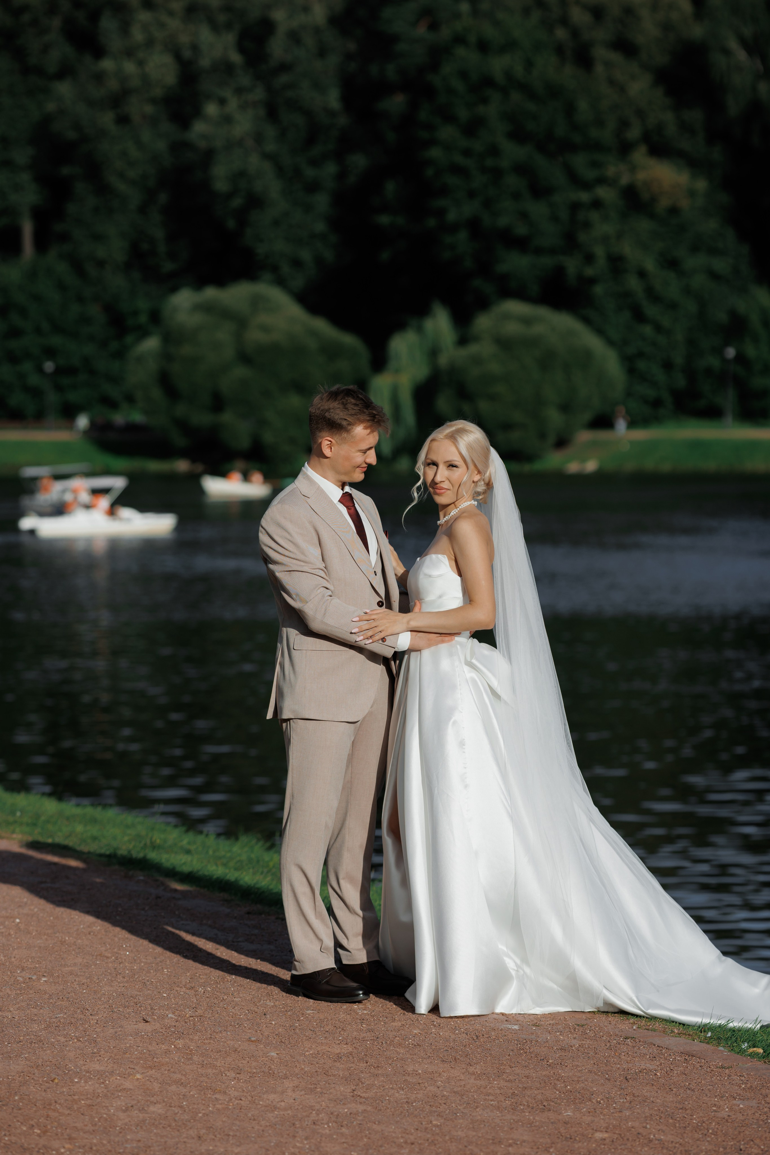 Отель «Милан», Шипиловский ЗАГС, прогулка в парке Царицыно. Свадебный и репортажный фотограф (Москва, Королев и другие)