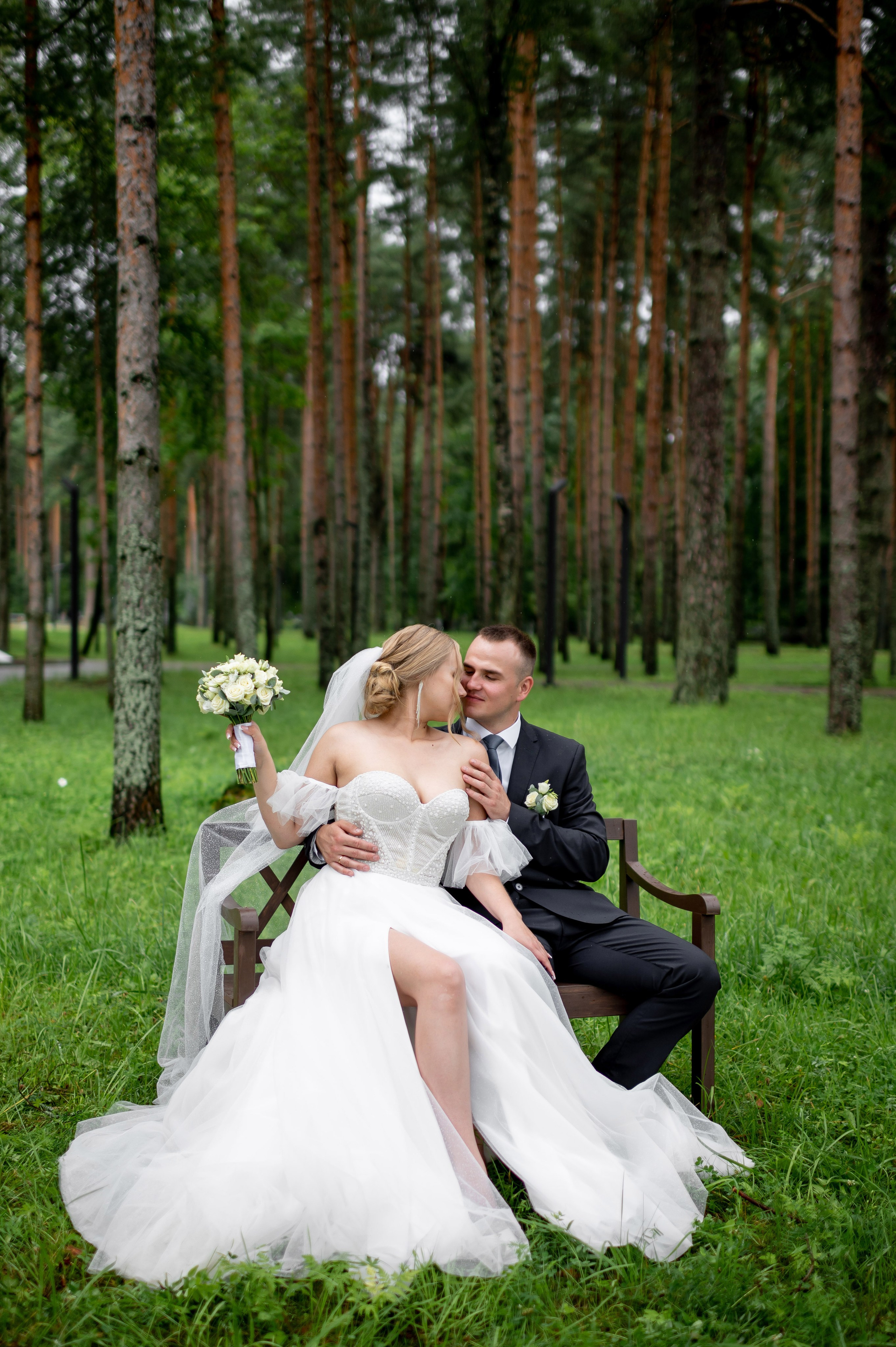 Ксения и Владислав (фотосессия в ЗАГСе и парке города Кингисеппа). Портретный, семейный и свадебный фотограф в Санкт-Петербурге и в Пушкине Ширяев Денис