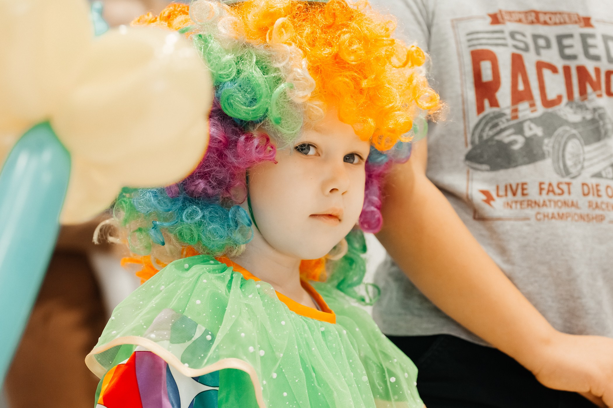 Детский мастер-класс в «Картель Авто» — «Студия чудес Алиса». Фотограф Кемерово | Сергей