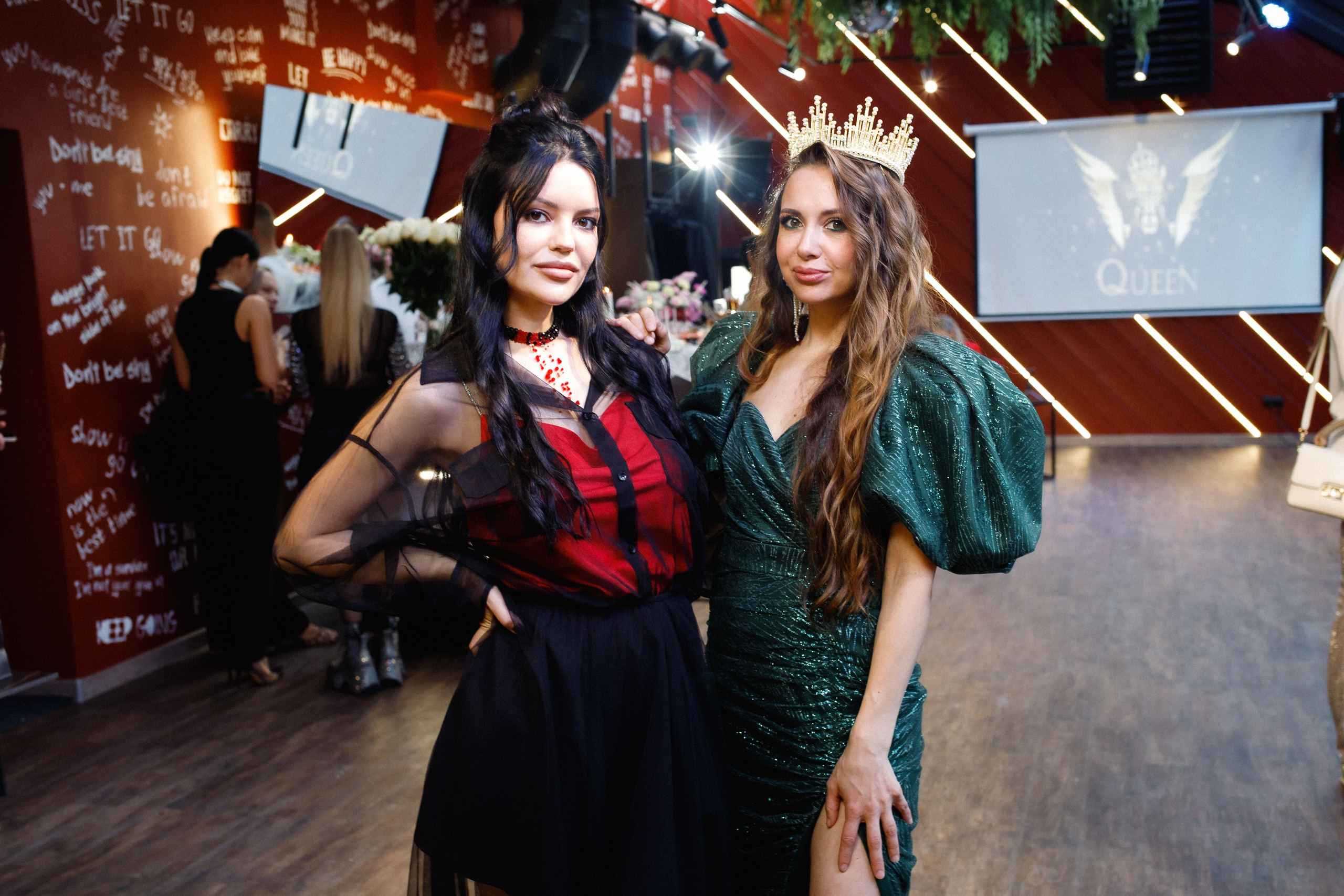 QUEEN KHV [12 ЛЕТ]. СВОИ. ФОТООТЧЕТЫ-СОБЫТИЯ-МЕСТА