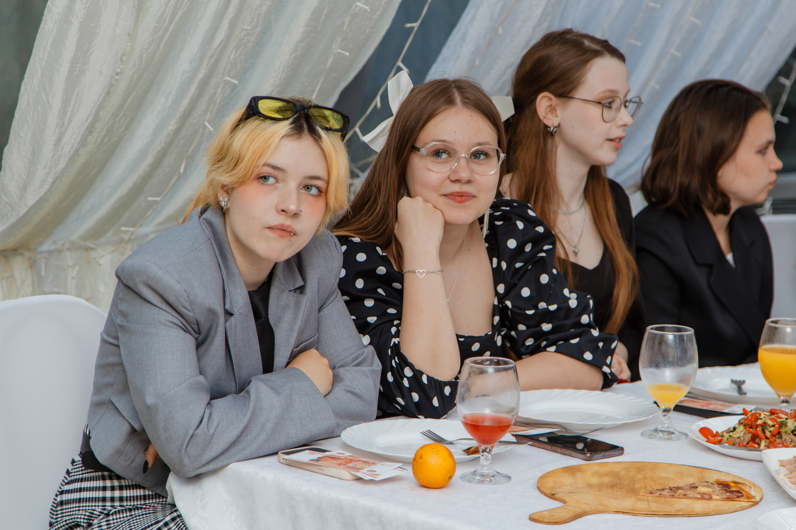 Выпускной школьников. Фотограф Екатеринбург Марина Поздеева