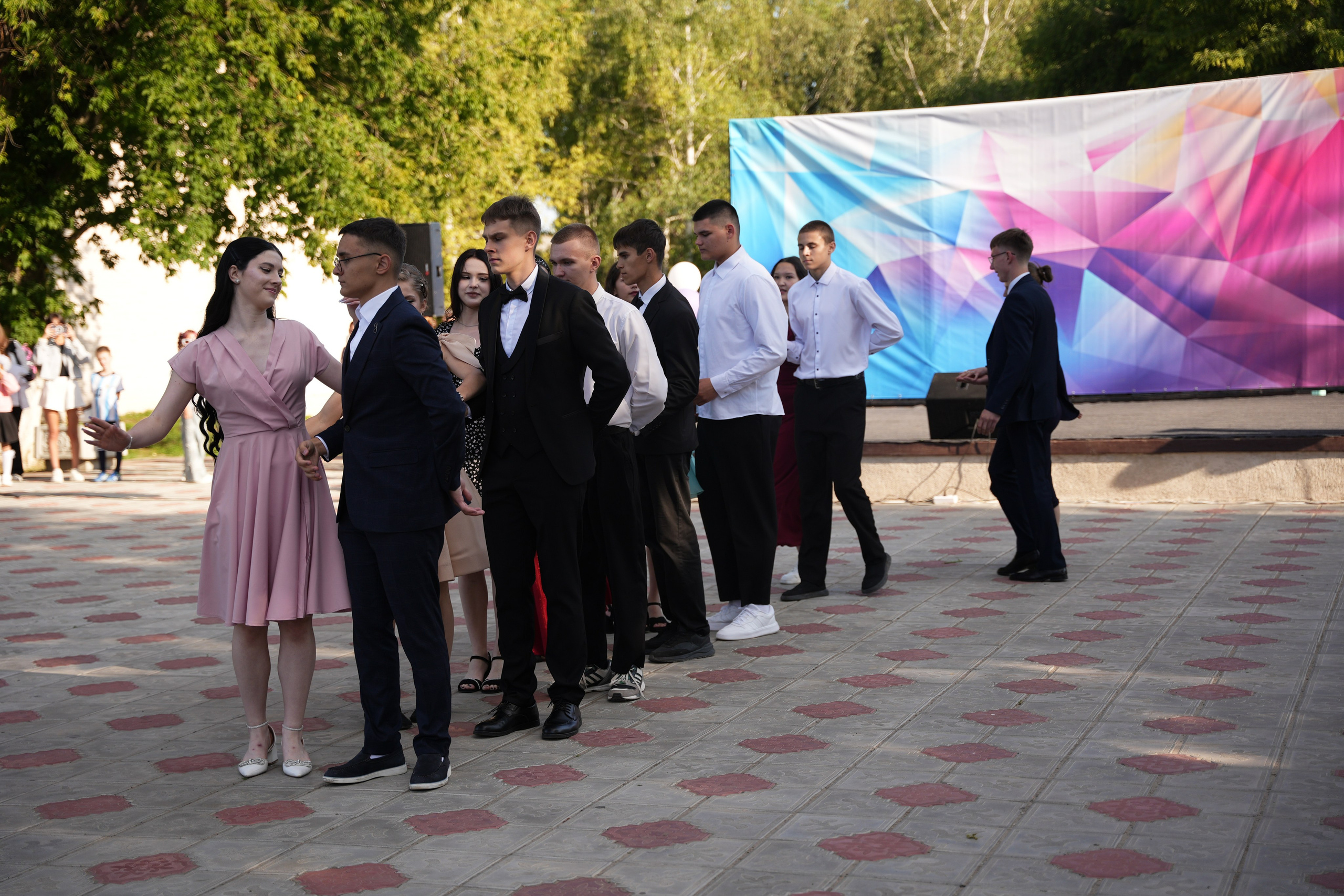 Выпускной в парке. Ольга Плаксина фотограф в Саратове